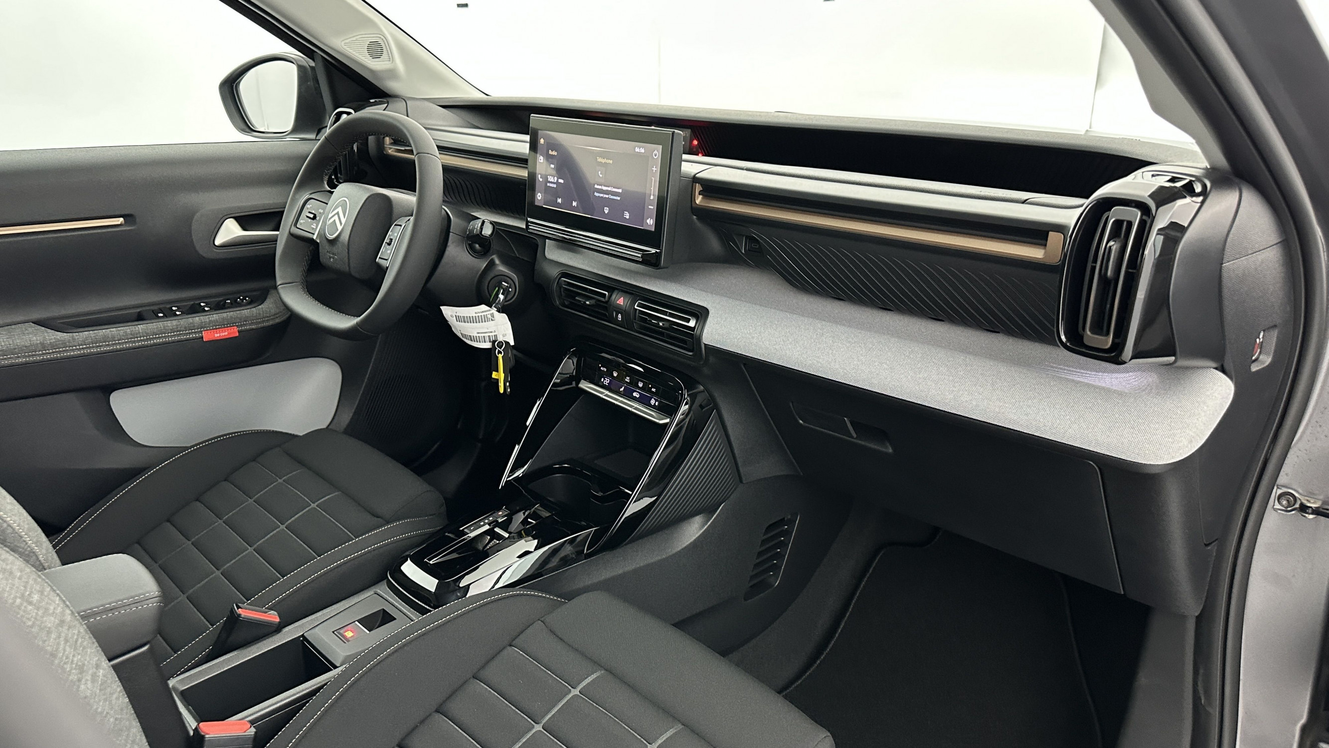 Vente en ligne Citroën C3 Aircross C3 AIRCROSS 1.2 Hybride 145ch Plus e-DCS6 au prix de 23 300 €