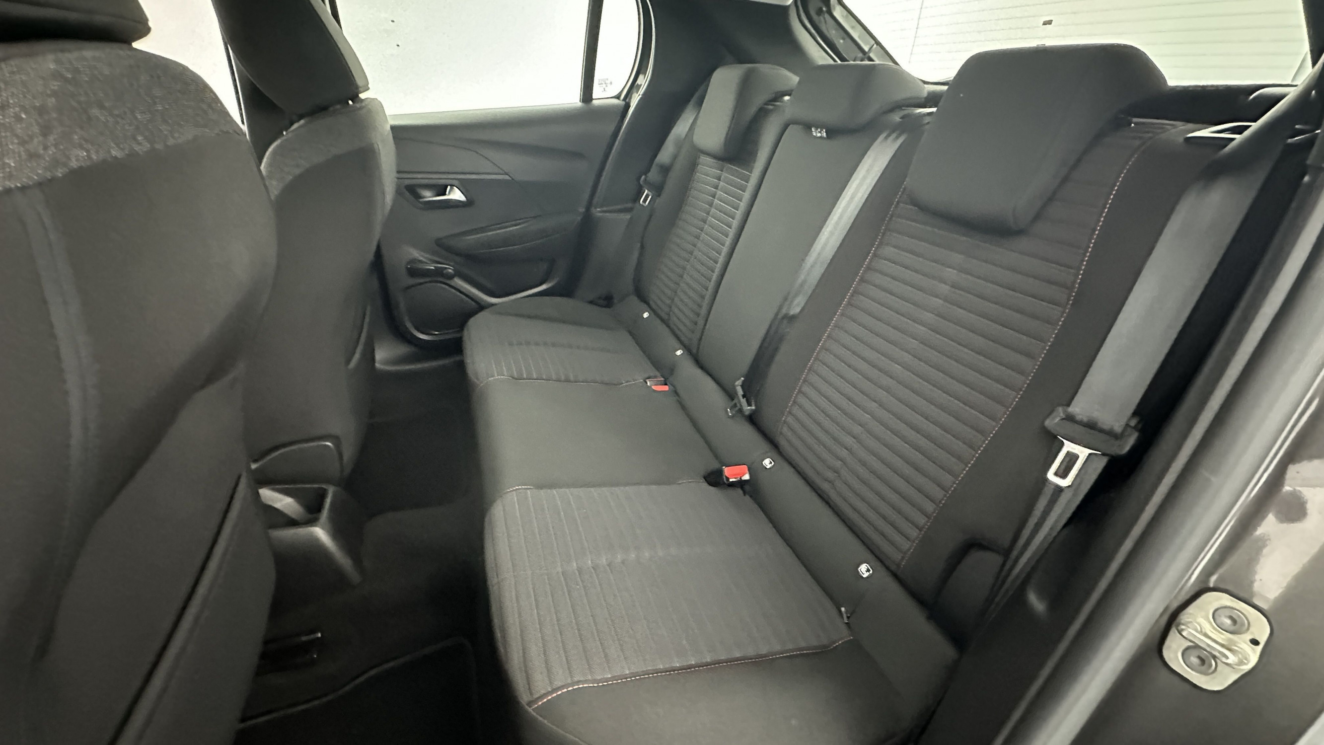 Vente en ligne Peugeot 208 208 II 1.2 PureTech 75ch Active au prix de 15 500 €