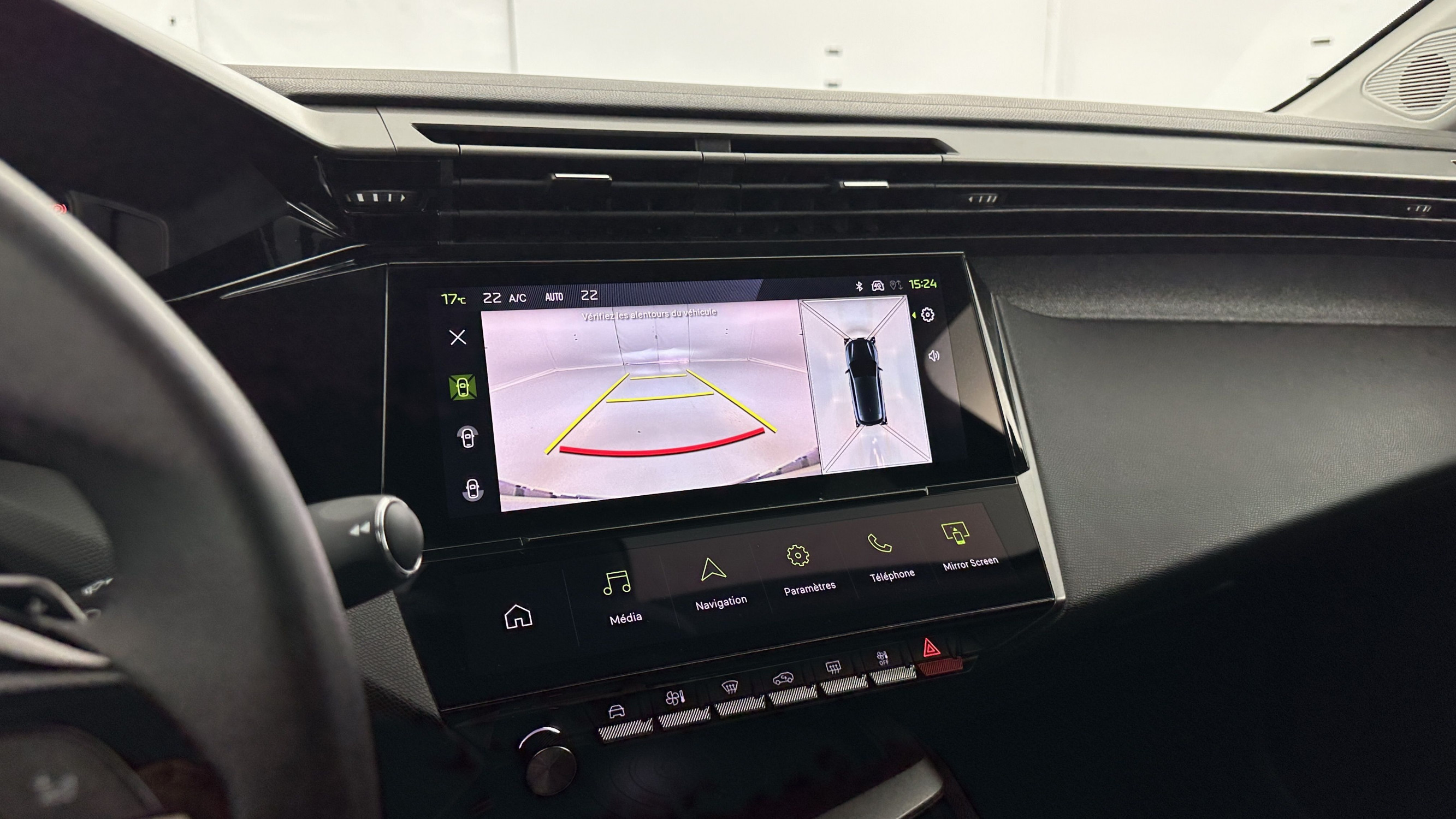 Vente en ligne Peugeot 308 308 1.2 Hybrid 136ch Allure e-DCS6 au prix de 24 710 €