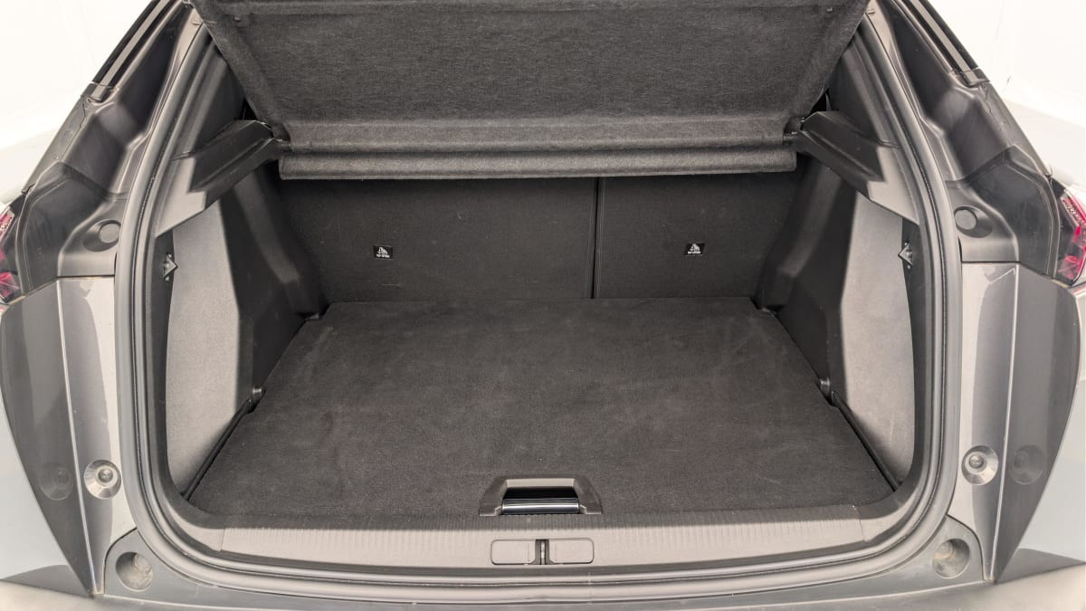 Vente en ligne Peugeot 2008 PureTech 130 S S BVM6 Allure au prix de 17 180 €