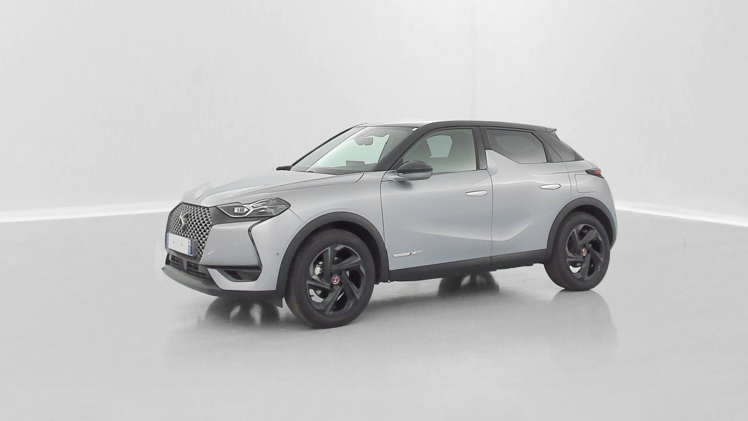 Vente en ligne Ds Ds3 Crossback DS3 CROSSBACK 50 kWh E-Tense 136ch Performance Line + au prix de 16 400 €