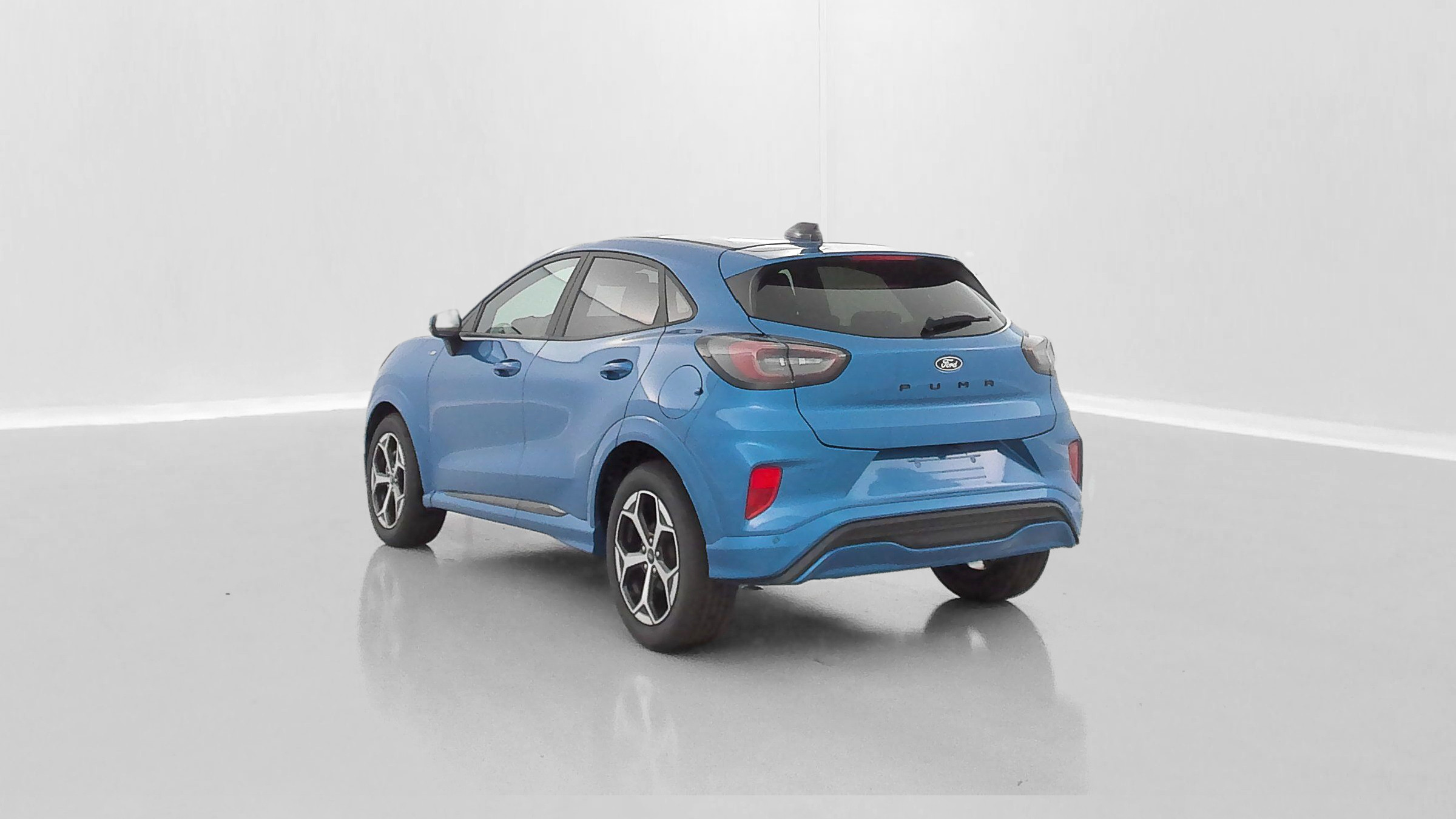 Vente en ligne Ford Puma PUMA 1.0 EcoBoost 125ch mHEV Powershift ST-Line au prix de 24 700 €