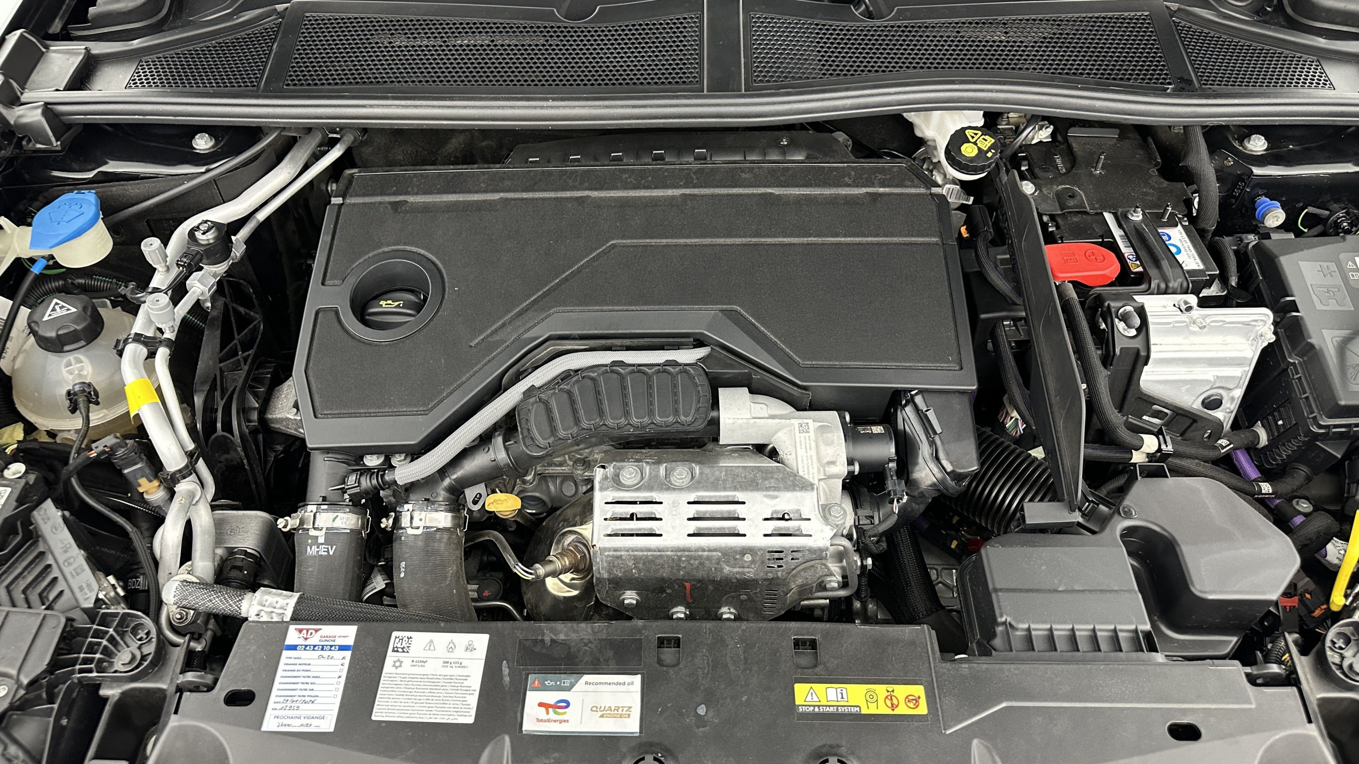 Vente en ligne Peugeot 308 308 1.2 Hybrid 136ch Allure e-DCS6 au prix de 24 710 €