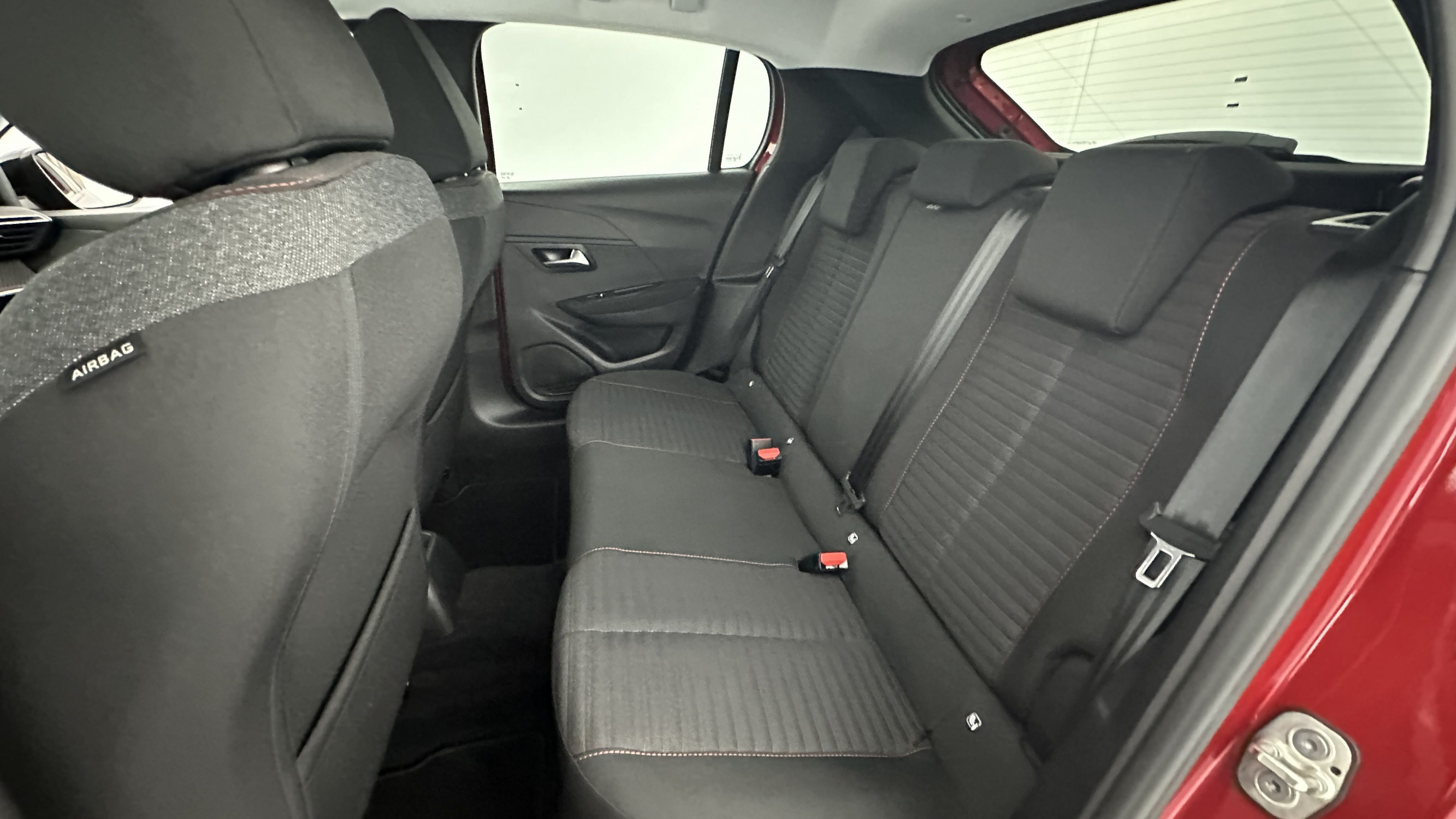 Vente en ligne Peugeot 208 208 II 1.2 PureTech 75ch Active Pack au prix de 17 000 €