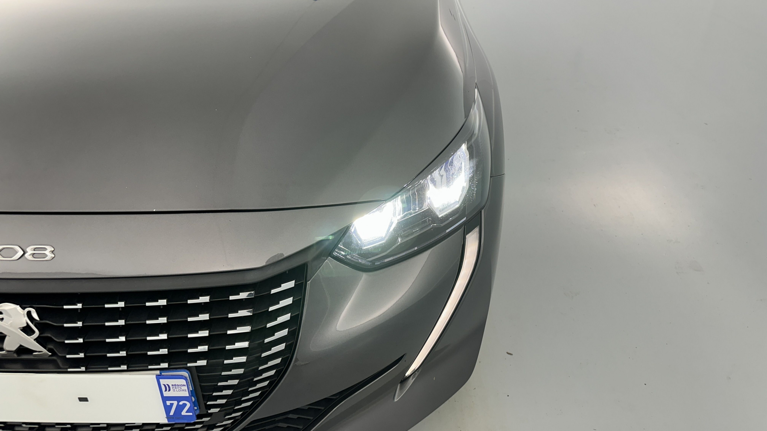 Vente en ligne Peugeot 208 208 II 1.2 PureTech 75ch Active Pack au prix de 15 500 €