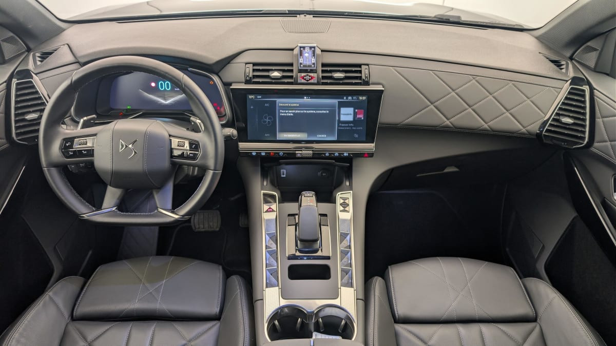 Vente en ligne Ds DS7 Crossback Hybride Rechargeable E-Tense 225 EAT8 Rivoli au prix de 33 250 €