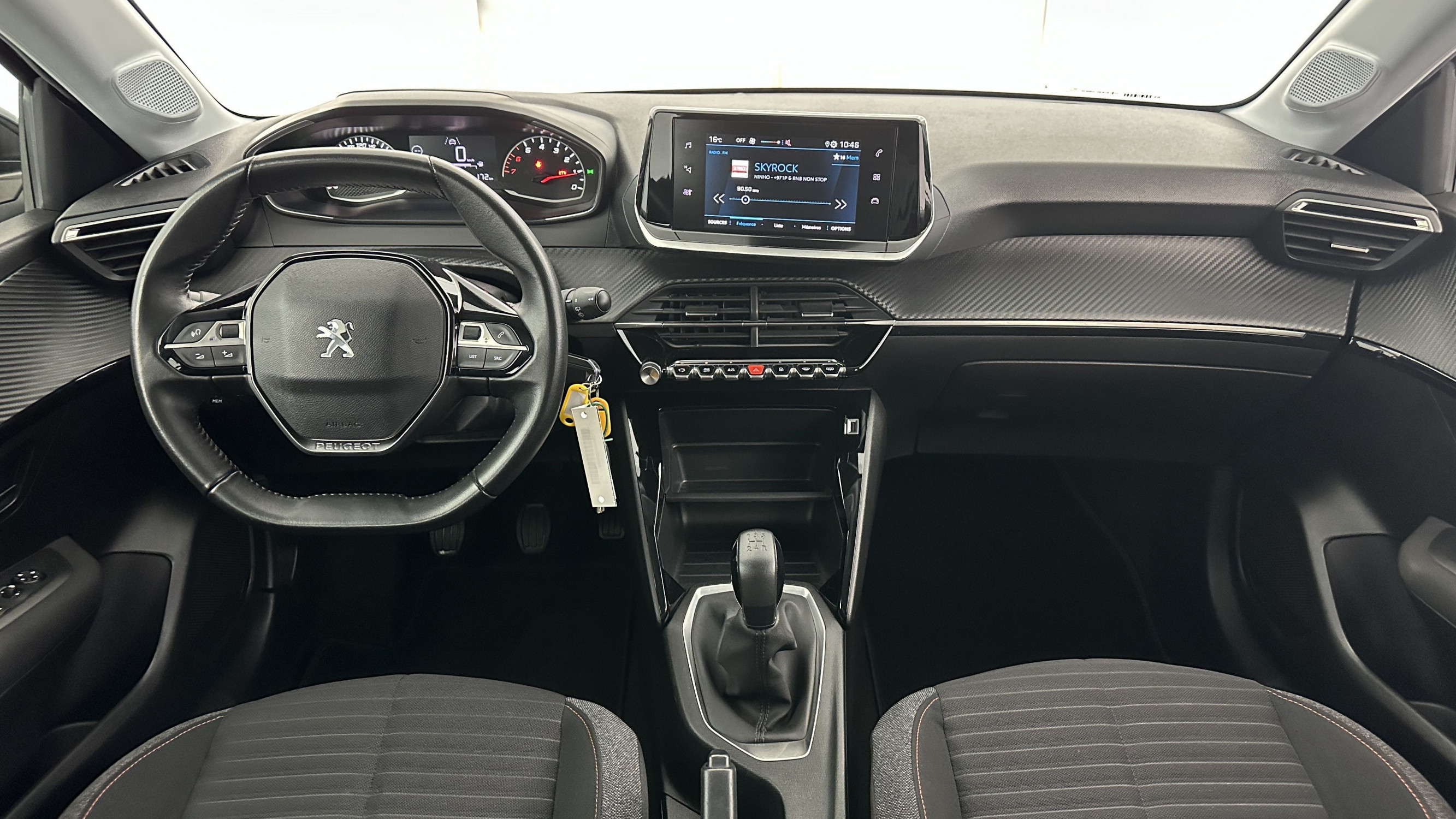 Vente en ligne Peugeot 208 208 II 1.2 PureTech 75ch Active au prix de 15 500 €