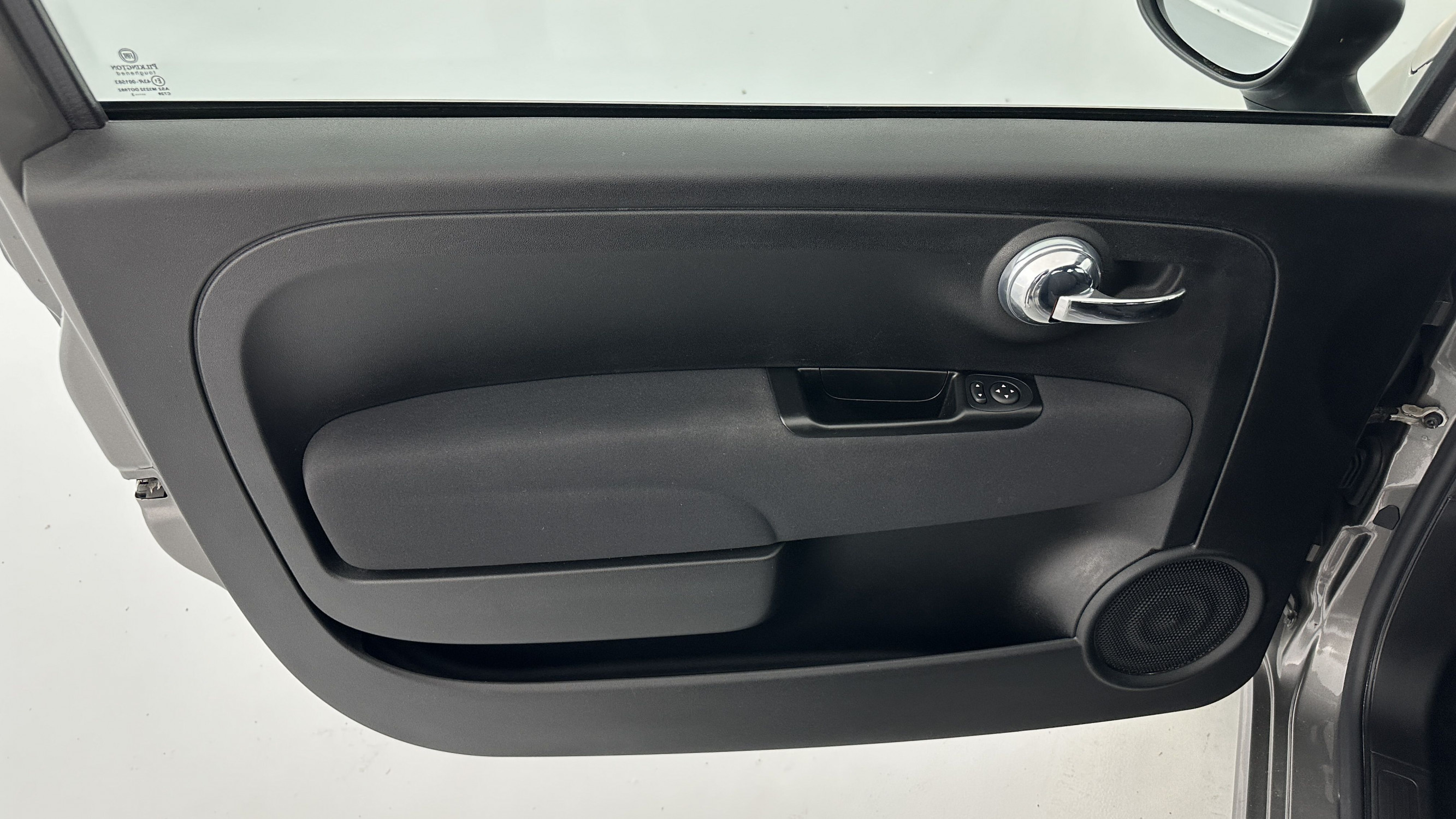 Vente en ligne Fiat 500 500 1.0 70ch Hybride Pack Confort BSG au prix de 14 500 €