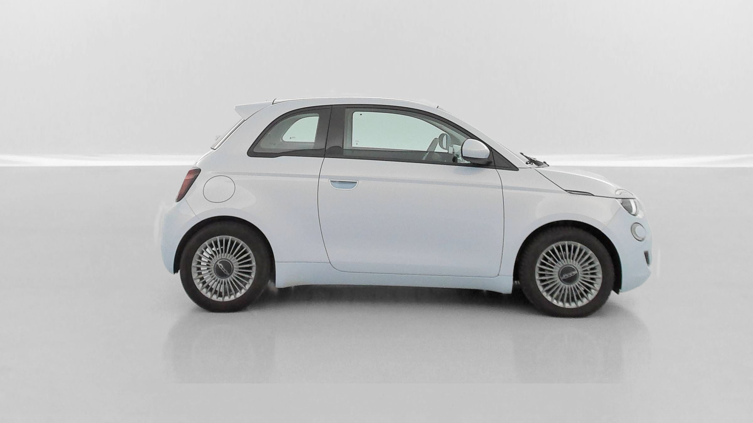 Vente en ligne Fiat 500 500e 87kW Icône 118ch au prix de 18 910 €