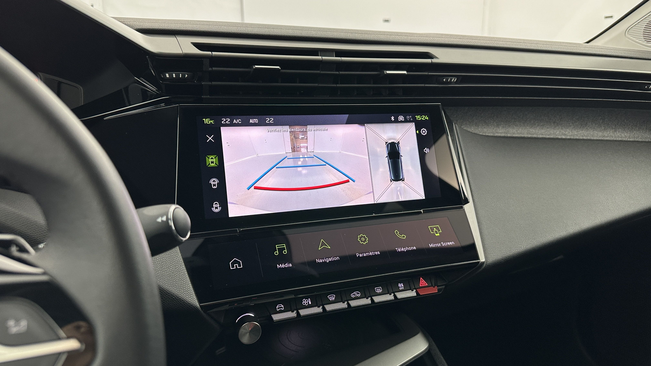 Vente en ligne Peugeot 308 308 1.2 Hybrid 136ch Allure e-DCS6 au prix de 24 710 €