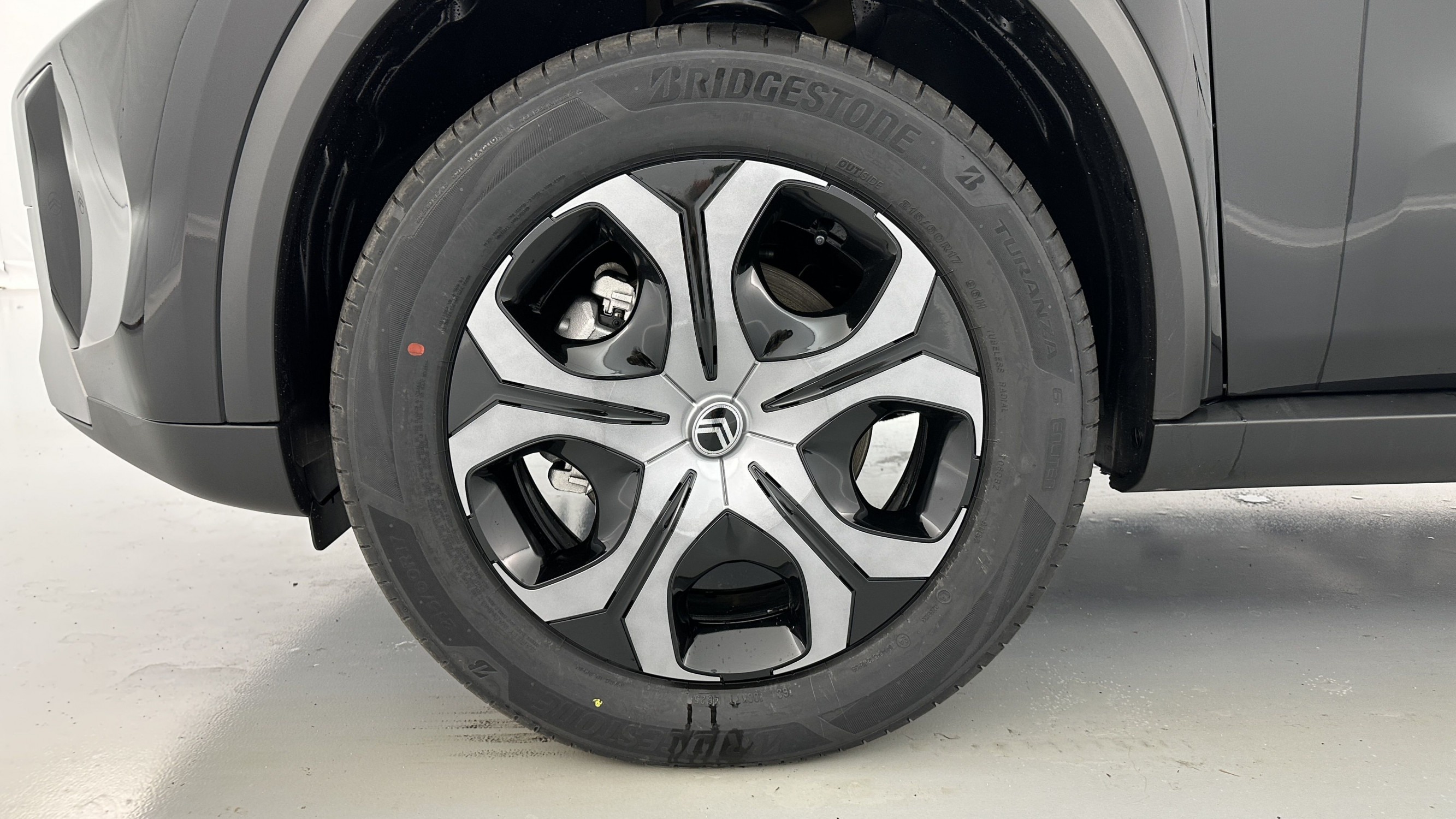 Vente en ligne Citroën C3 Aircross C3 AIRCROSS 1.2 Hybride 145ch Plus e-DCS6 au prix de 23 500 €