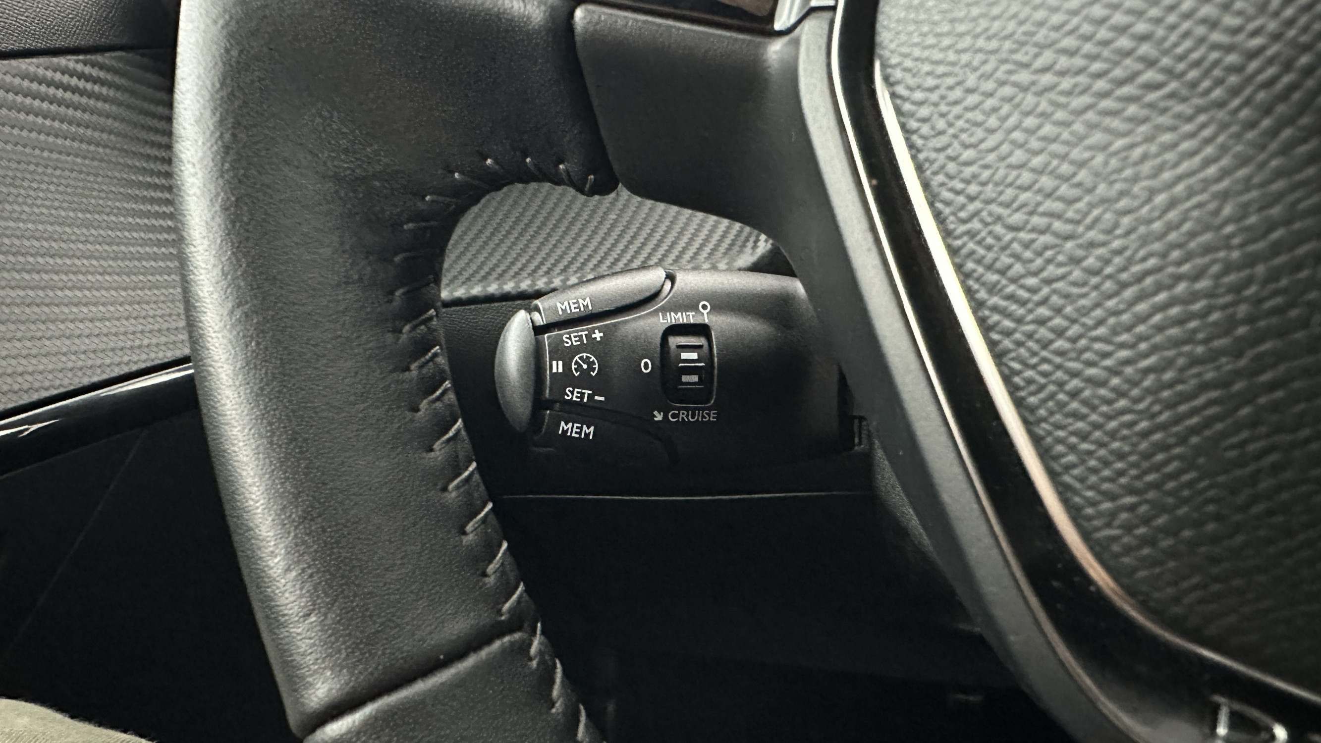 Vente en ligne Peugeot 208 208 II 1.2 PureTech 75ch Active Pack au prix de 14 000 €