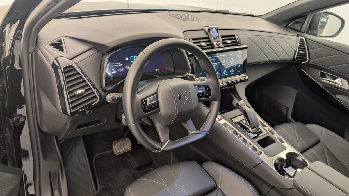 Vente en ligne Ds DS7 Crossback Hybride Rechargeable E-Tense 225 EAT8 Rivoli au prix de 33 250 €