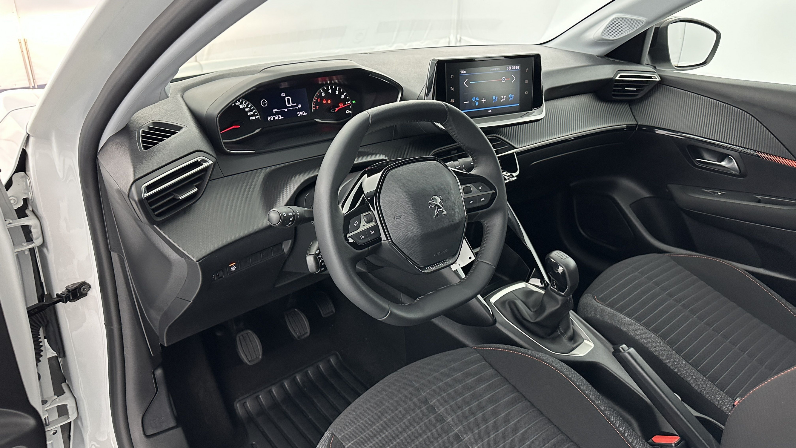 Vente en ligne Peugeot 208 208 II 1.2 PureTech 75ch Active au prix de 16 900 €