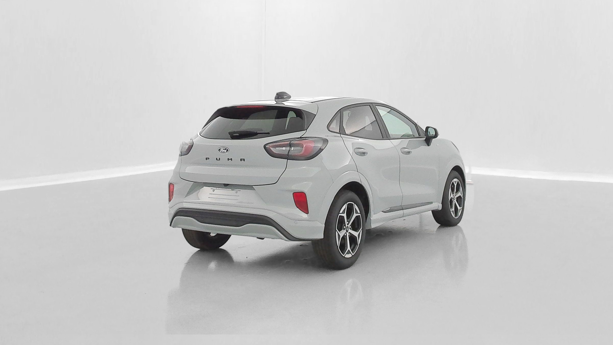 Vente en ligne Ford Puma PUMA 1.0 EcoBoost 125ch mHEV Powershift ST-Line au prix de 24 700 €