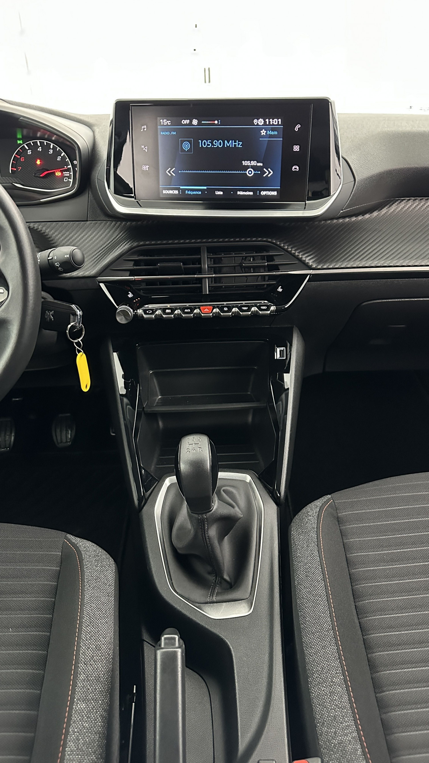 Vente en ligne Peugeot 208 208 II 1.2 PureTech 75ch Active Pack au prix de 15 500 €
