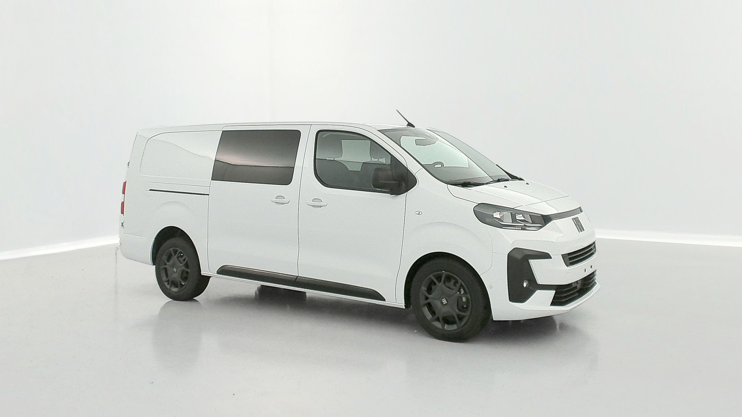 Vente en ligne Fiat Scudo SCUDO CA XL 2.0 BlueHDi 180ch Pack Premium Connect EAT8 au prix de 38 240 €
