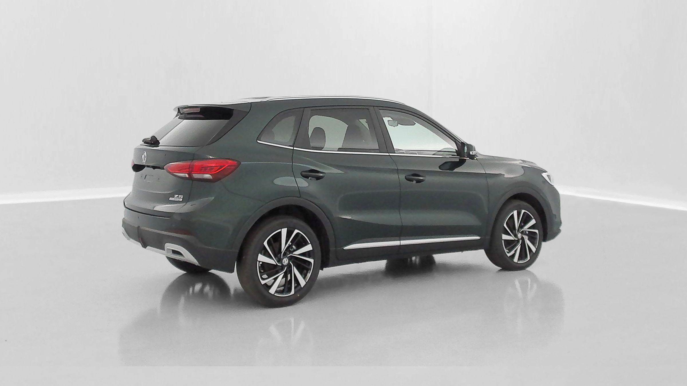 Vente en ligne Mg ZS ZS 1.5 L Hybrid+ 197ch Luxury au prix de 25 400 €