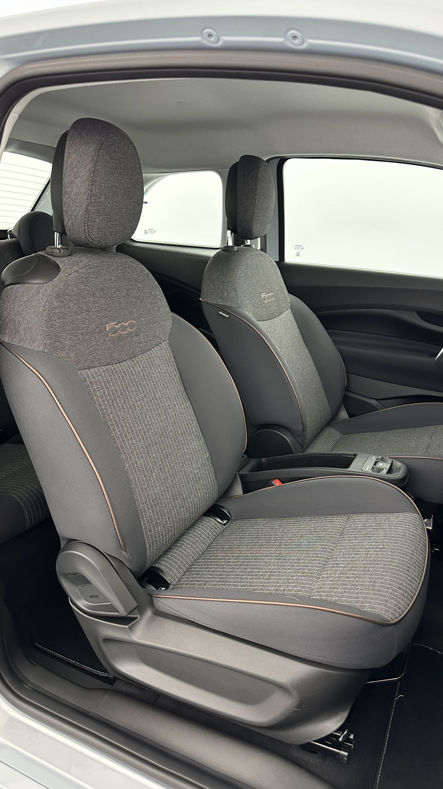 Vente en ligne Fiat 500 500e 87kW Icône 118ch au prix de 18 910 €