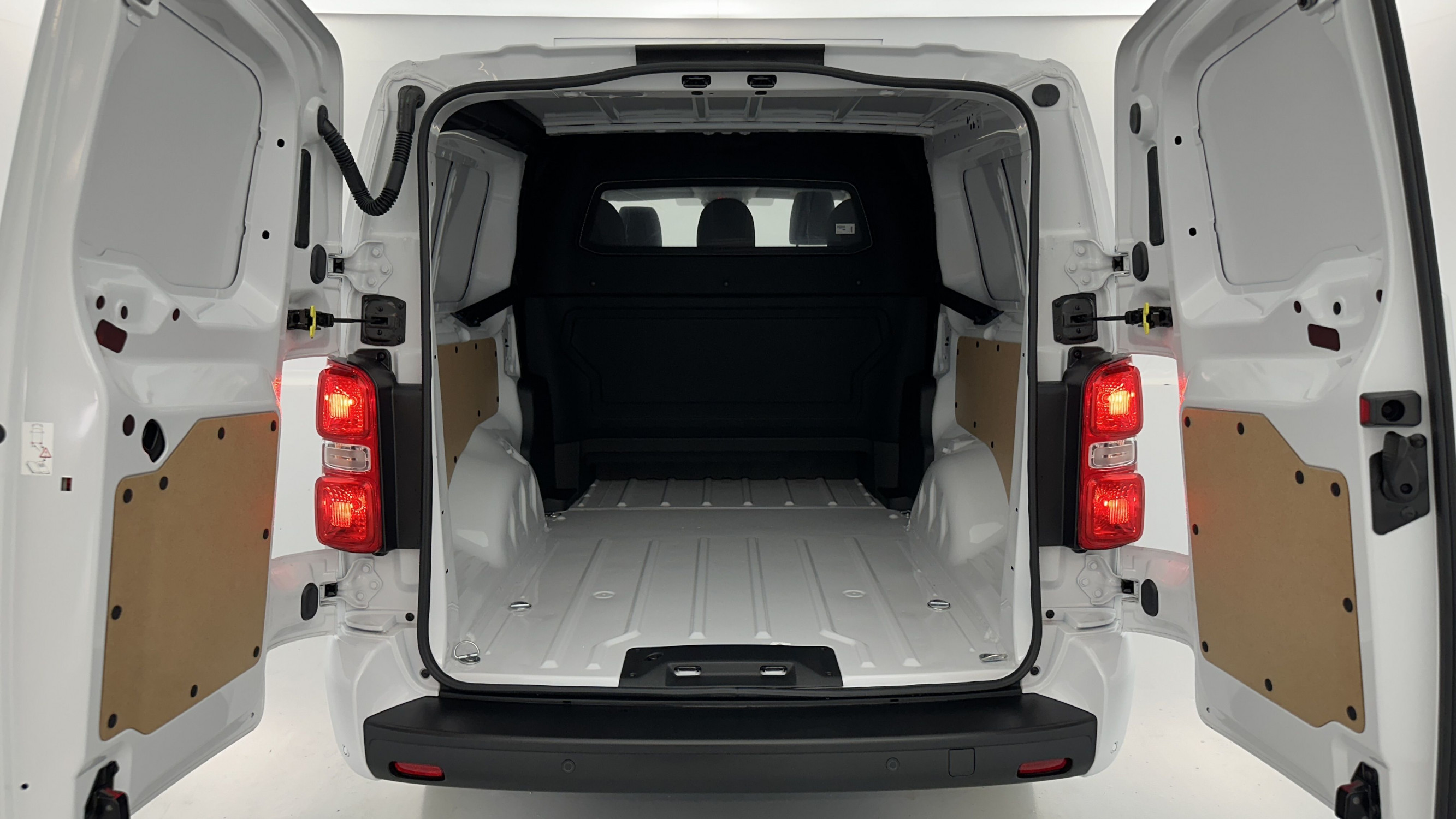 Vente en ligne Fiat Scudo SCUDO CA XL 2.0 BlueHDi 180ch Pack Premium Connect EAT8 au prix de 38 240 €