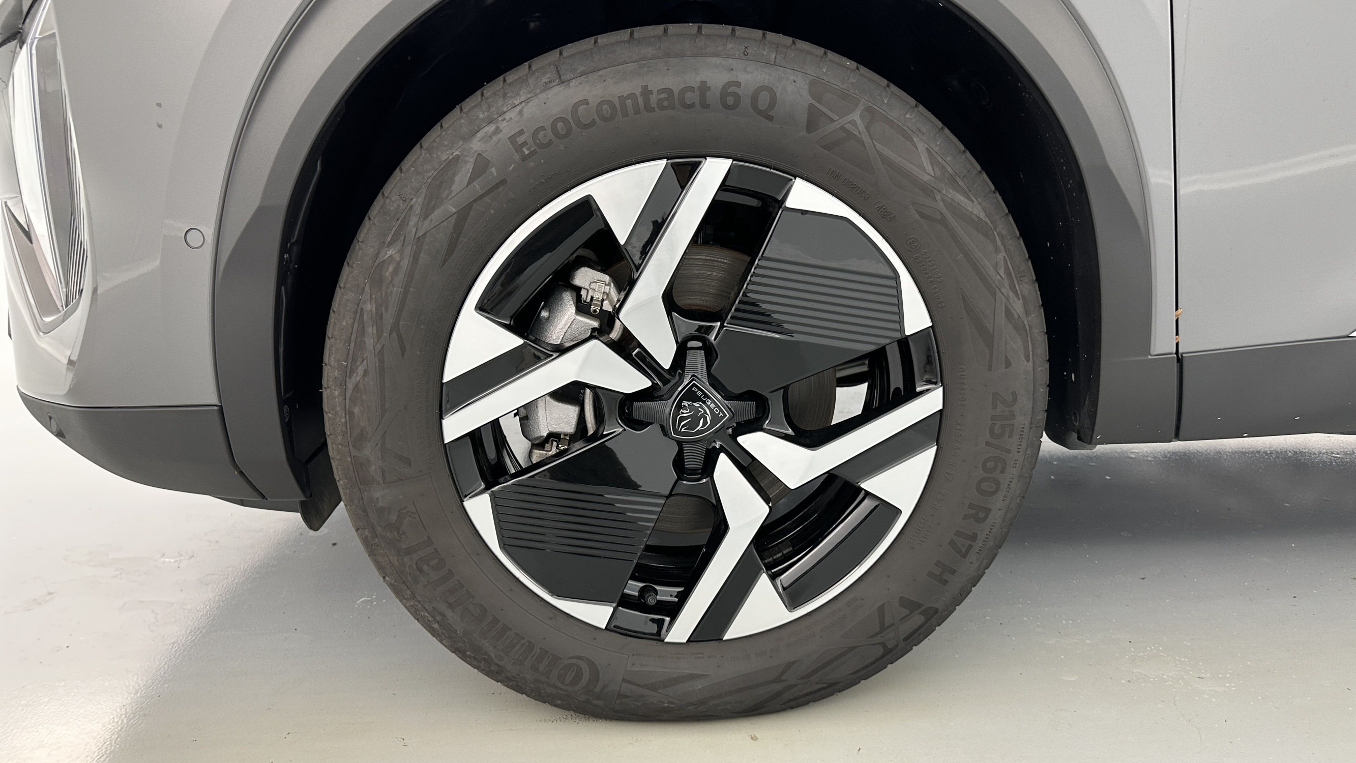 Vente en ligne Peugeot 2008 2008 II 1.2 Hybrid 145ch Allure e-DCS6  au prix de 25 010 €