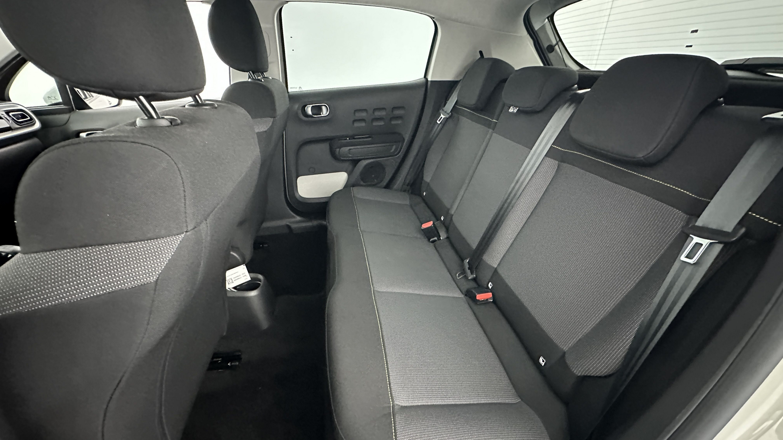 Vente en ligne Citroën C3 C3 III 1.2 PureTech 83ch Shine au prix de 16 510 €