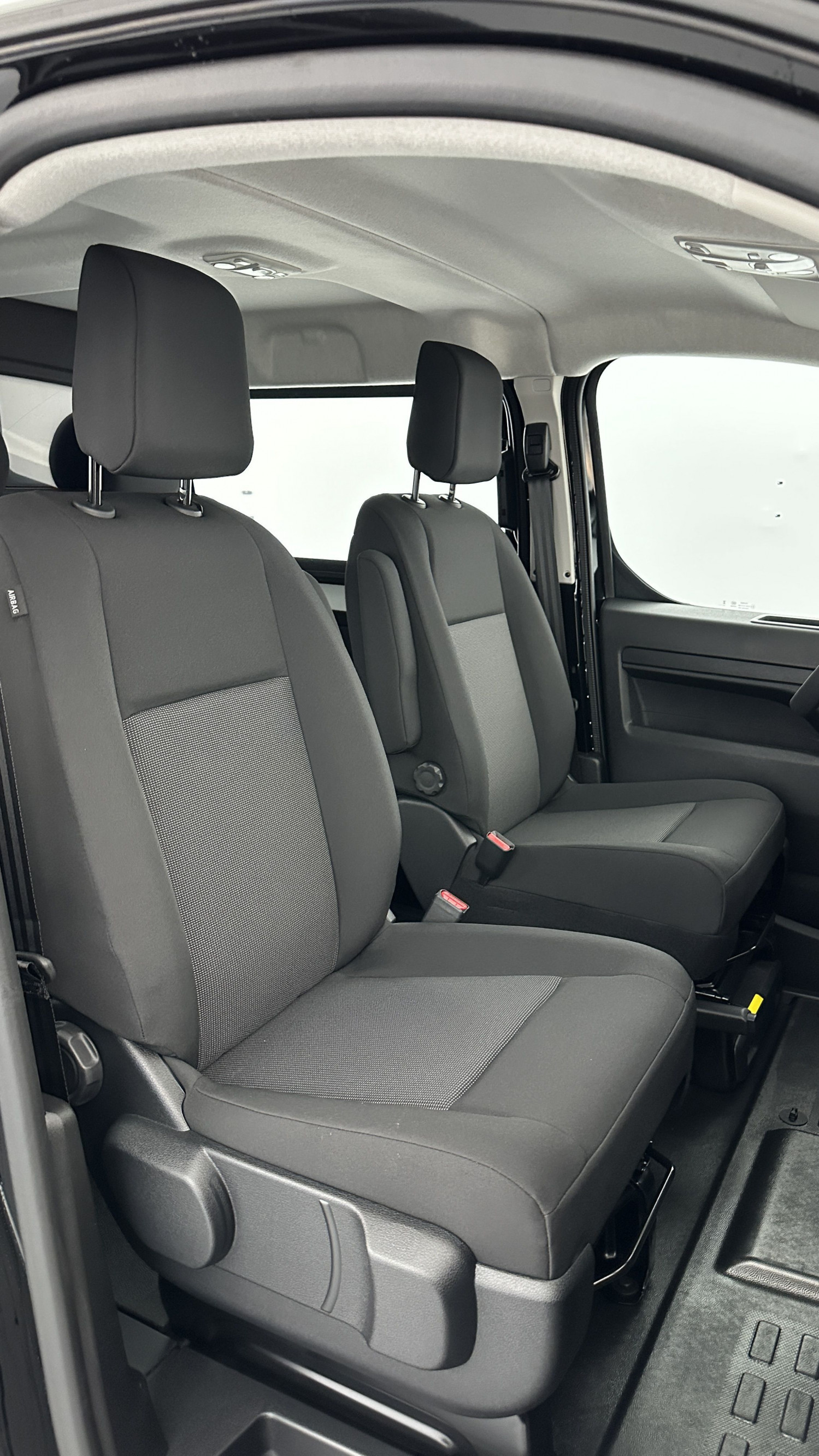 Vente en ligne Peugeot Expert EXPERT CA XL 2.0 BlueHDi 180ch EAT8 au prix de 35 360 €