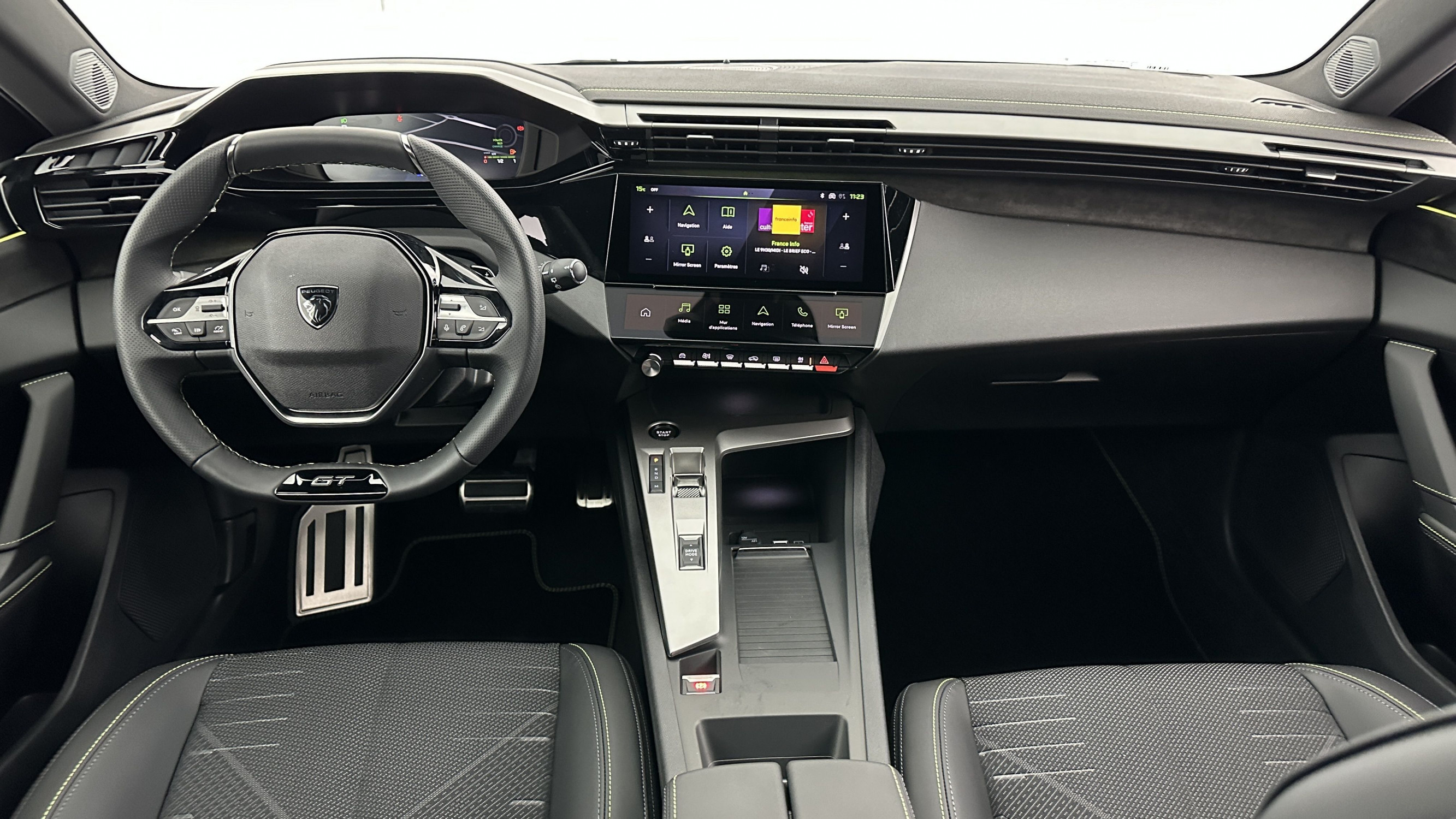 Vente en ligne Peugeot 308 308 III(2) 1.2 Hybrid 145ch GT e-DCS6 au prix de 29 710 €