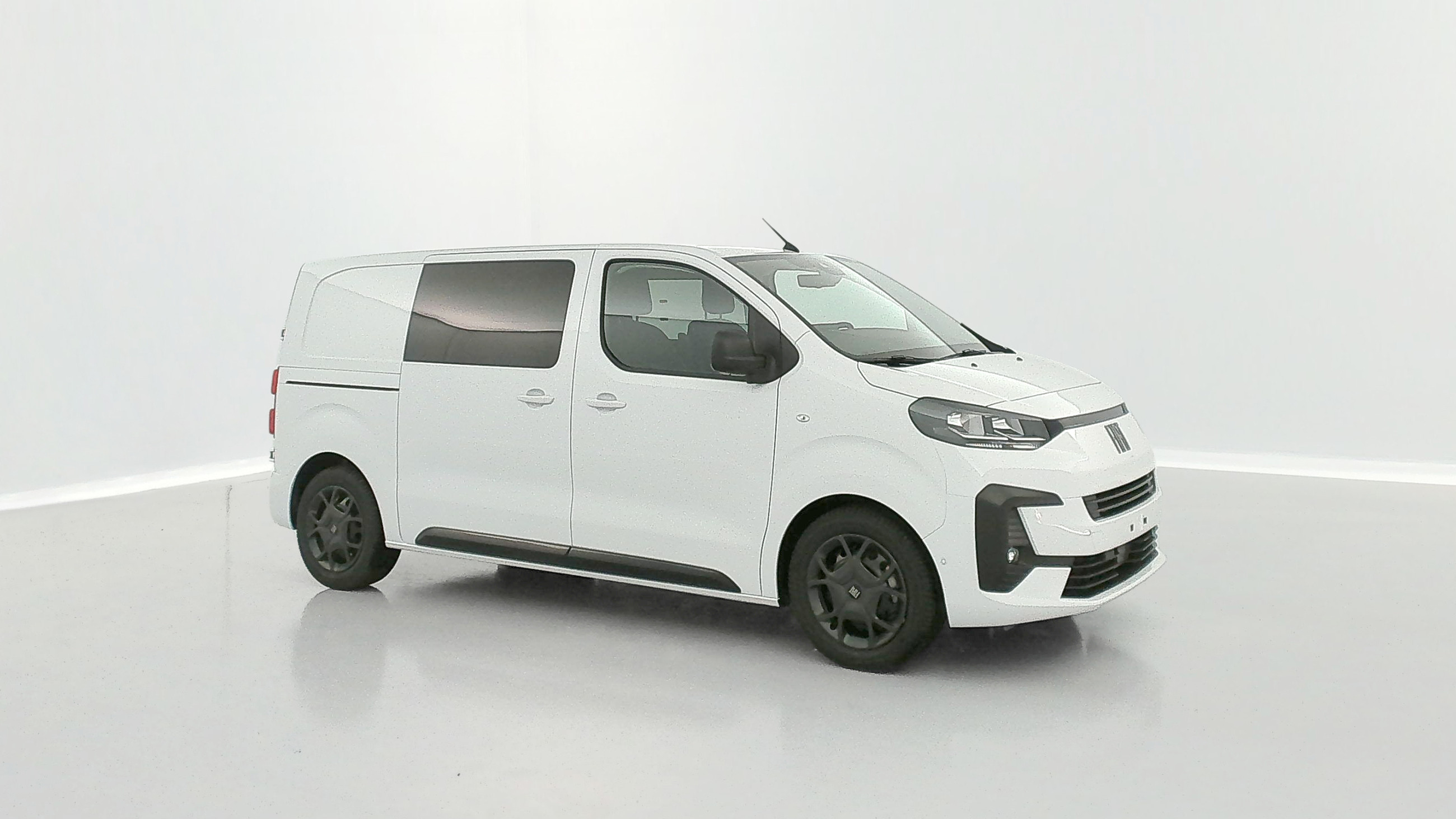 Vente en ligne Fiat Scudo SCUDO CA M 2.0 BlueHDi 180ch Pack Premium Connect EAT8 au prix de 37 160 €