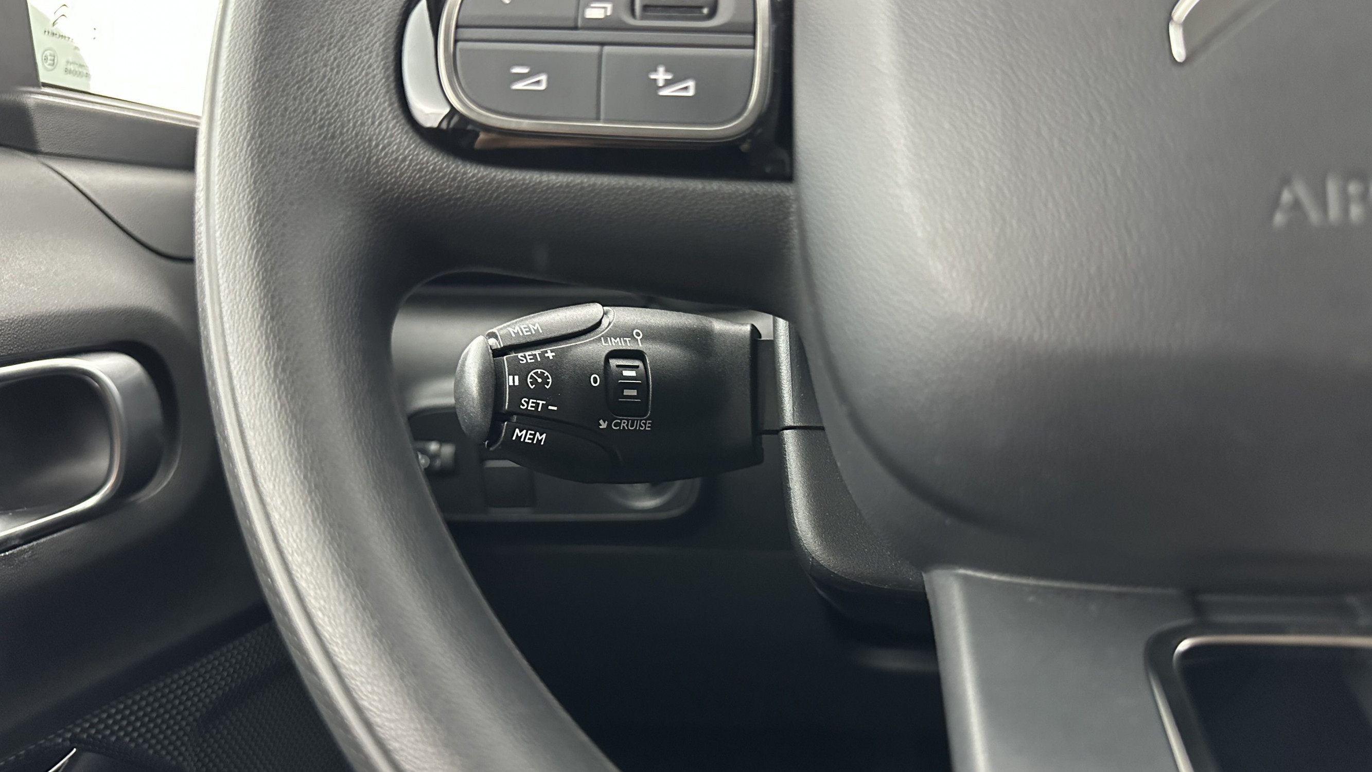 Vente en ligne Citroën C3 C3 III 1.2 PureTech 83ch Shine au prix de 16 510 €