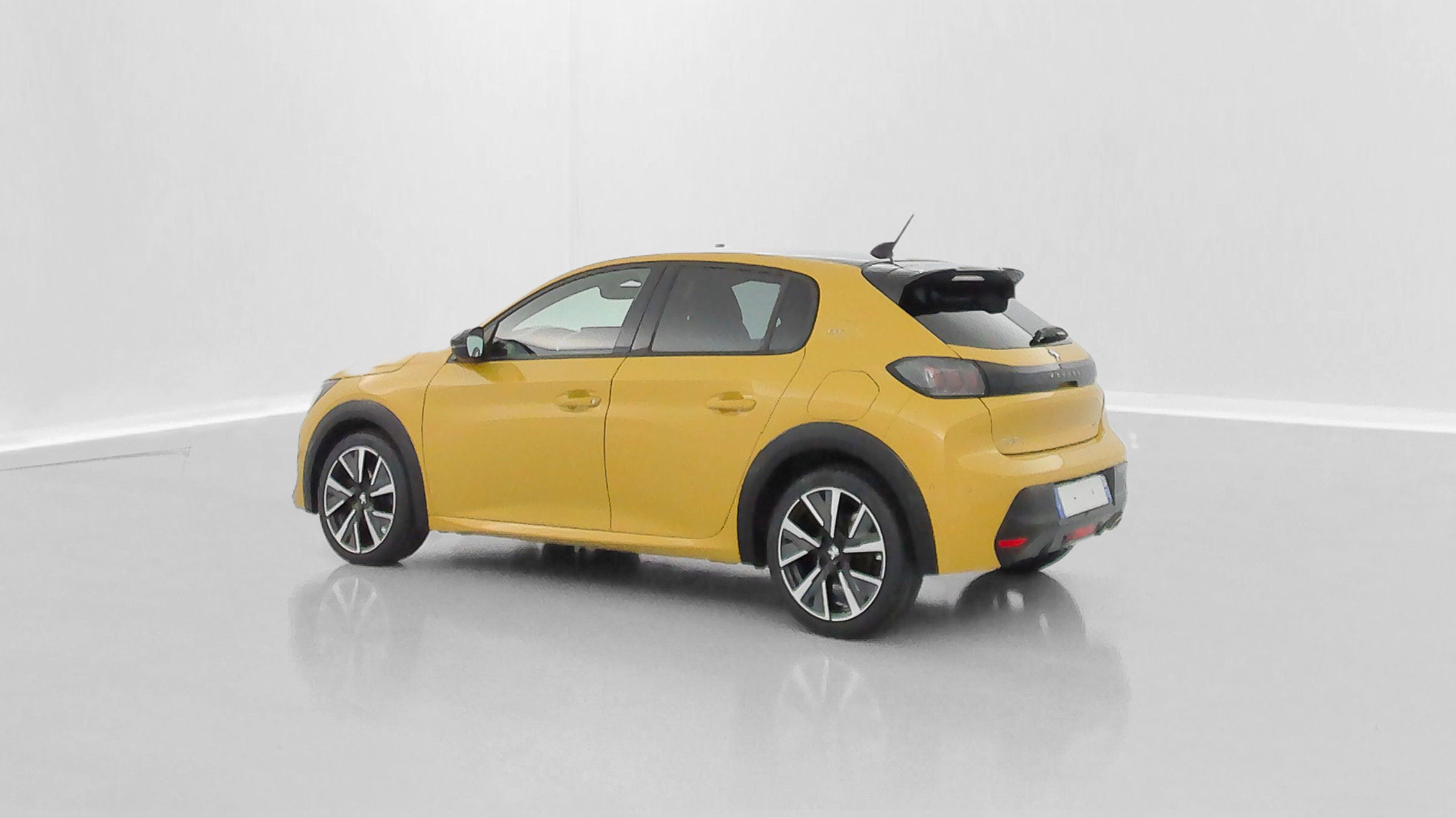 Vente en ligne Peugeot 208 208 II 1.2 PureTech 100ch GT EAT8 au prix de 19 510 €