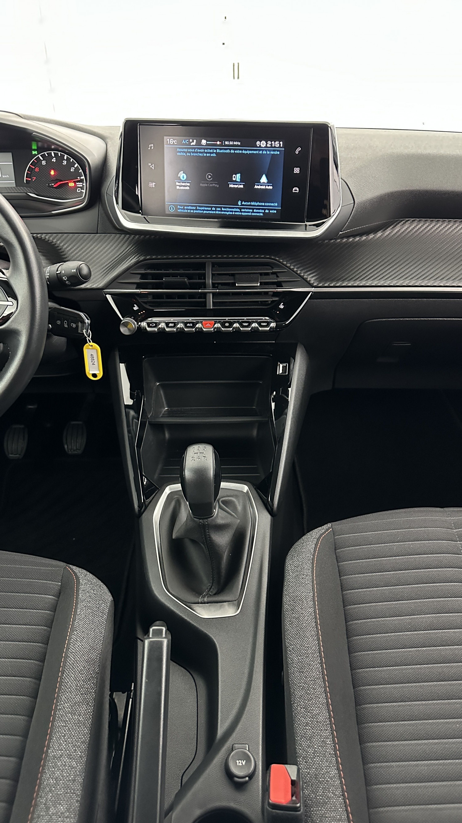 Vente en ligne Peugeot 208 208 II 1.2 PureTech 75ch Active Pack au prix de 17 000 €