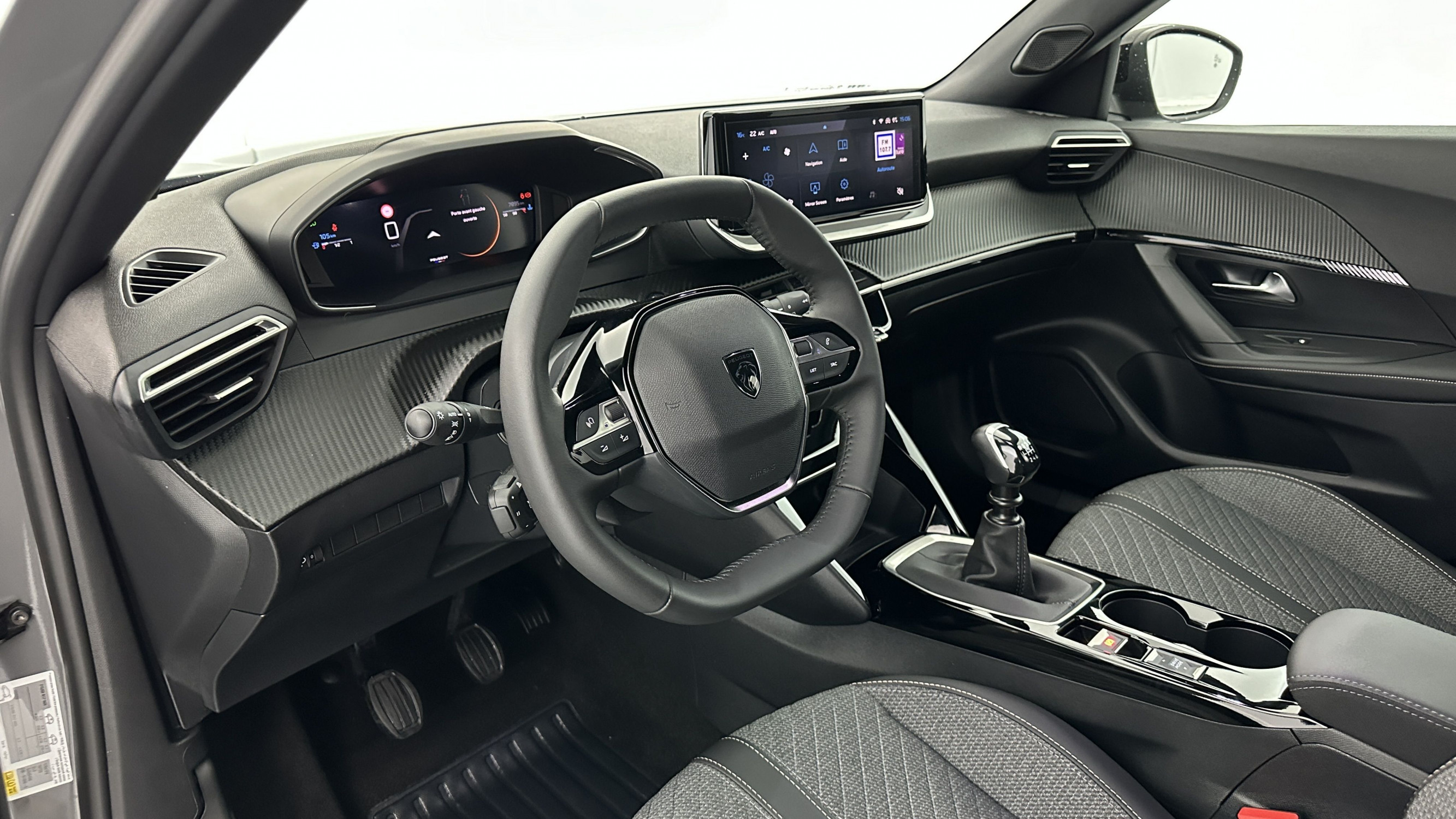 Vente en ligne Peugeot 2008 2008 1.2 PureTech 100ch Allure au prix de 21 500 €