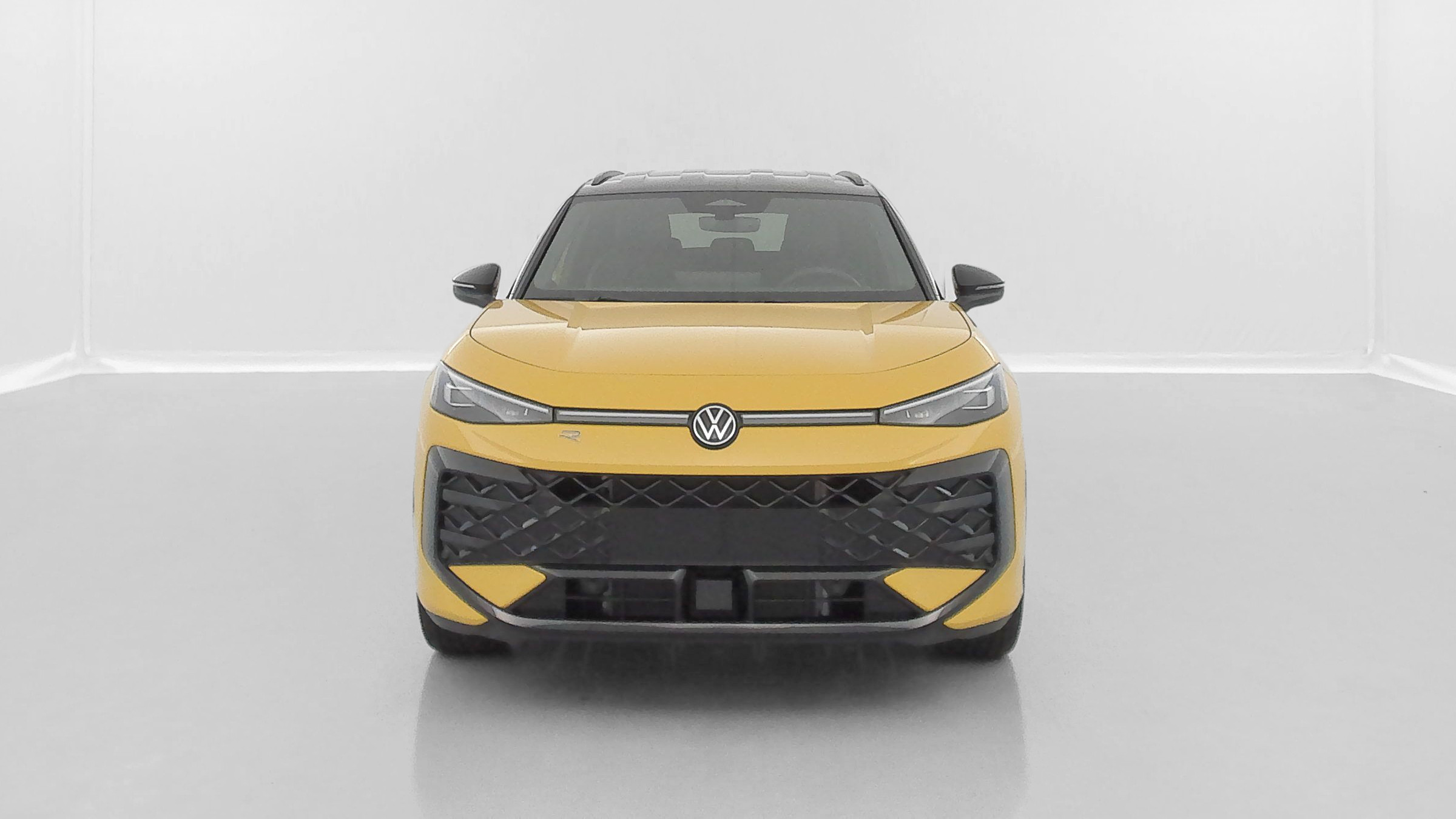 Vente en ligne Volkswagen T-Roc T-ROC 1.5 eTSI EVO2 Hybrid 150ch R-Line DSG7 au prix de 37 600 €