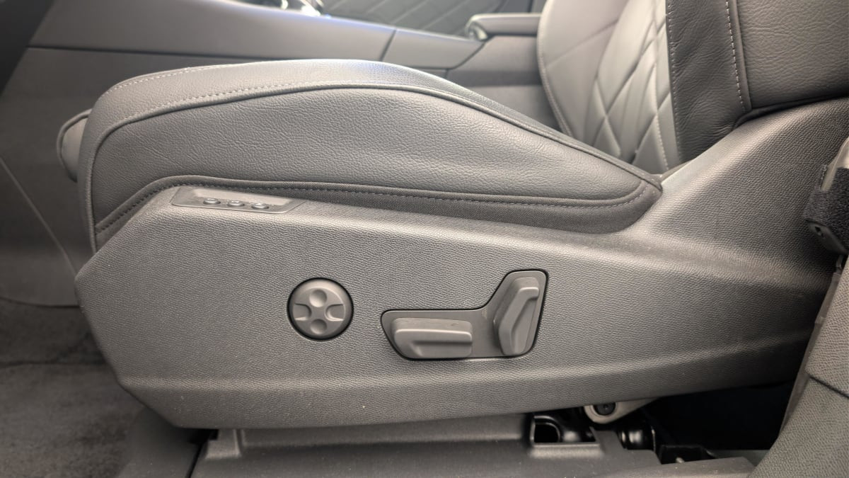 Vente en ligne Ds DS7 Crossback Hybride Rechargeable E-Tense 225 EAT8 Rivoli au prix de 33 250 €