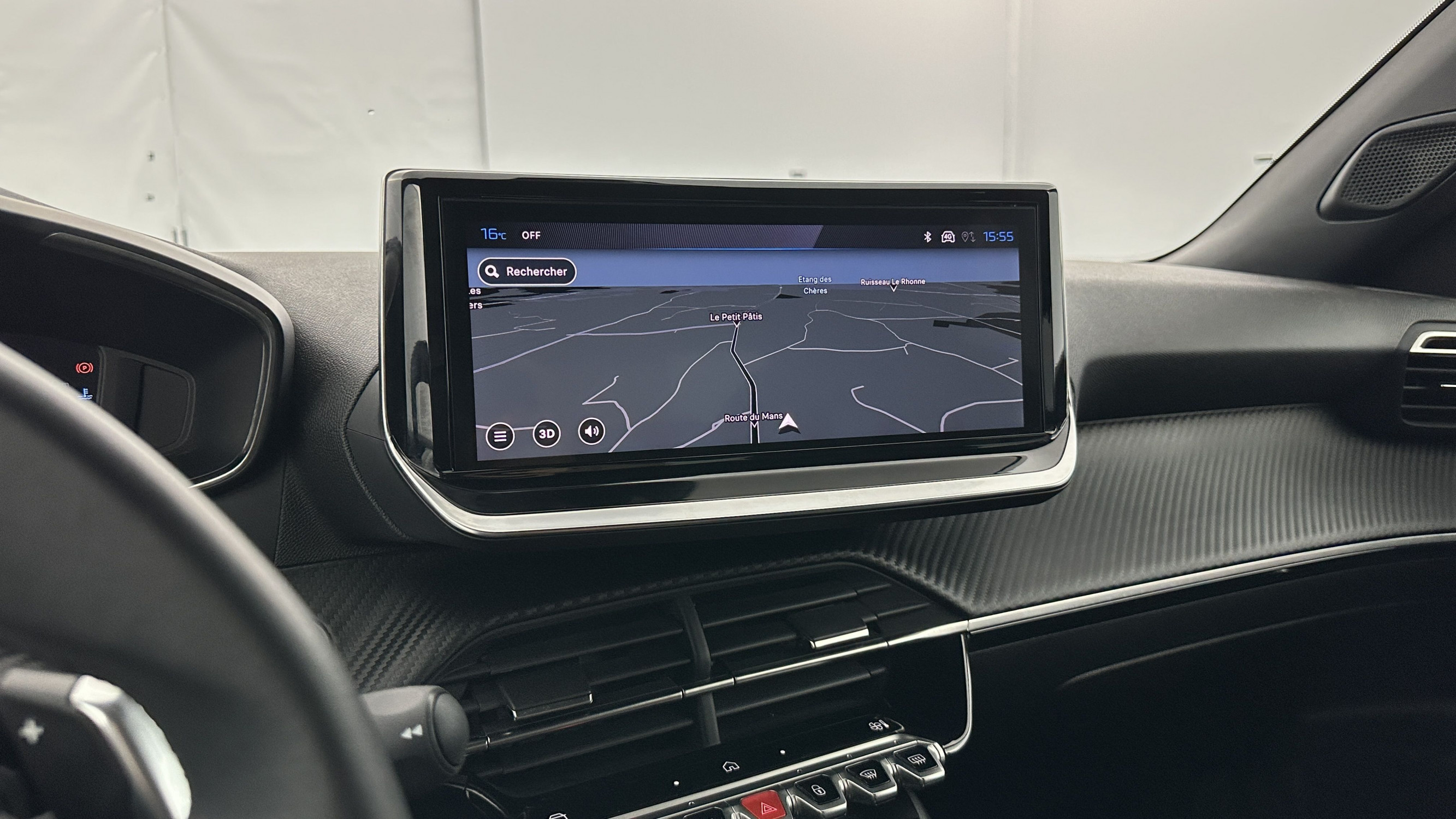 Vente en ligne Peugeot 2008 2008 II 1.2 Hybrid 145ch Allure e-DCS6  au prix de 25 010 €