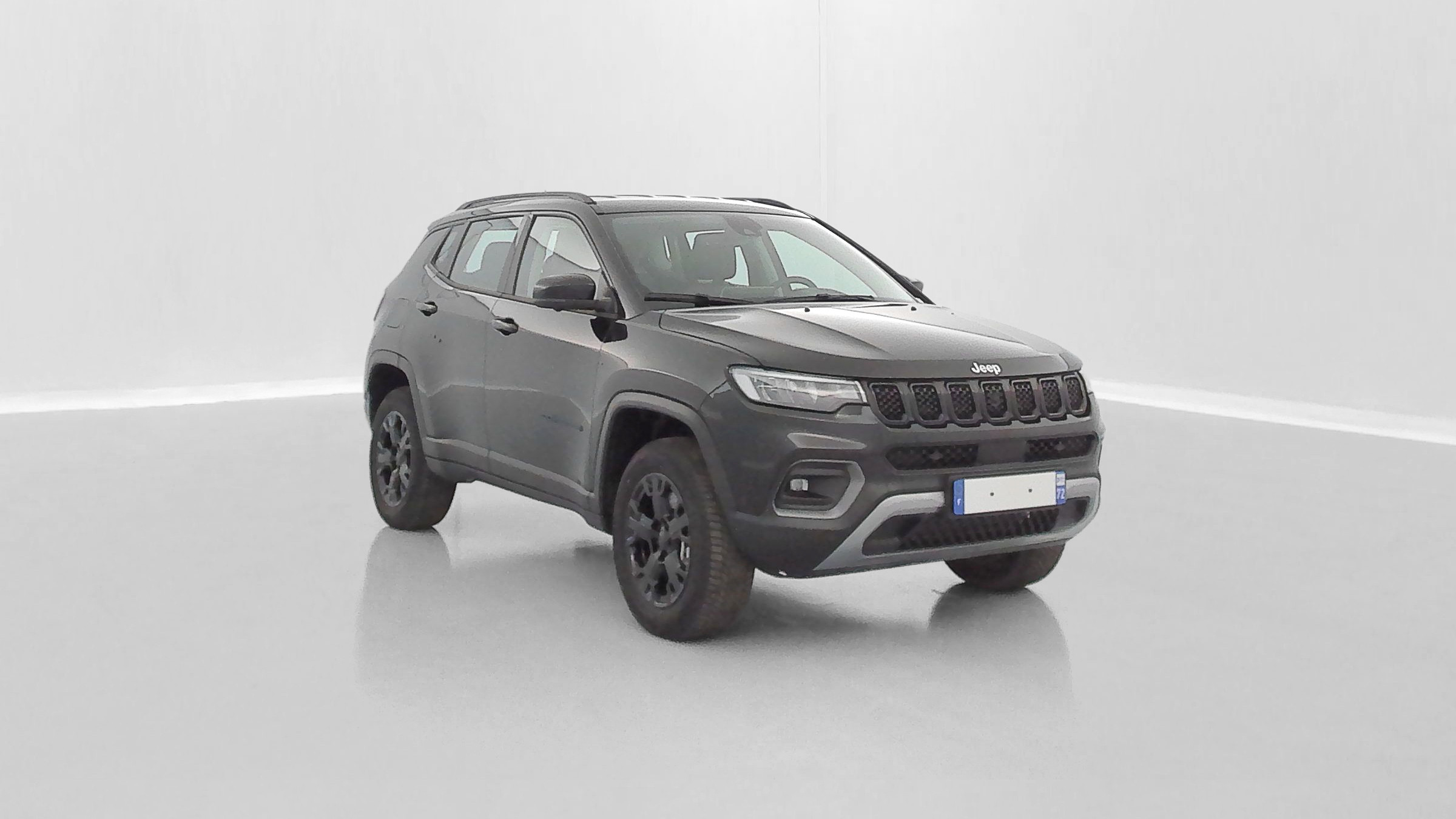 Vente en ligne Jeep Compass COMPASS II 1.3 T4 240ch PHEV 4xe Overland AT6 eAWD au prix de 27 500 €