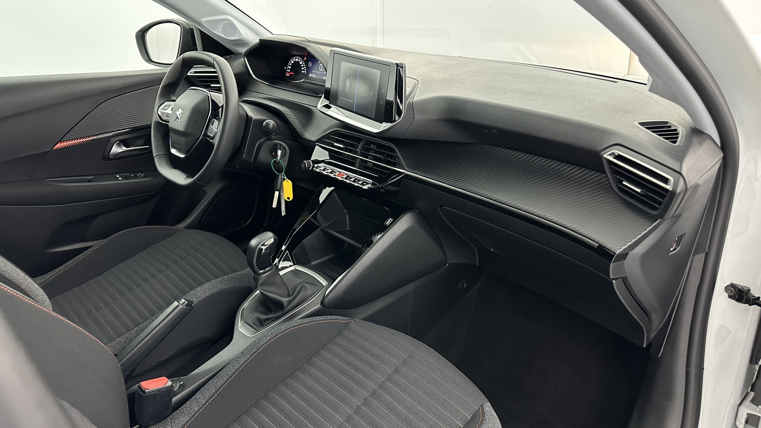 Vente en ligne Peugeot 208 208 II 1.2 PureTech 75ch Active au prix de 16 900 €