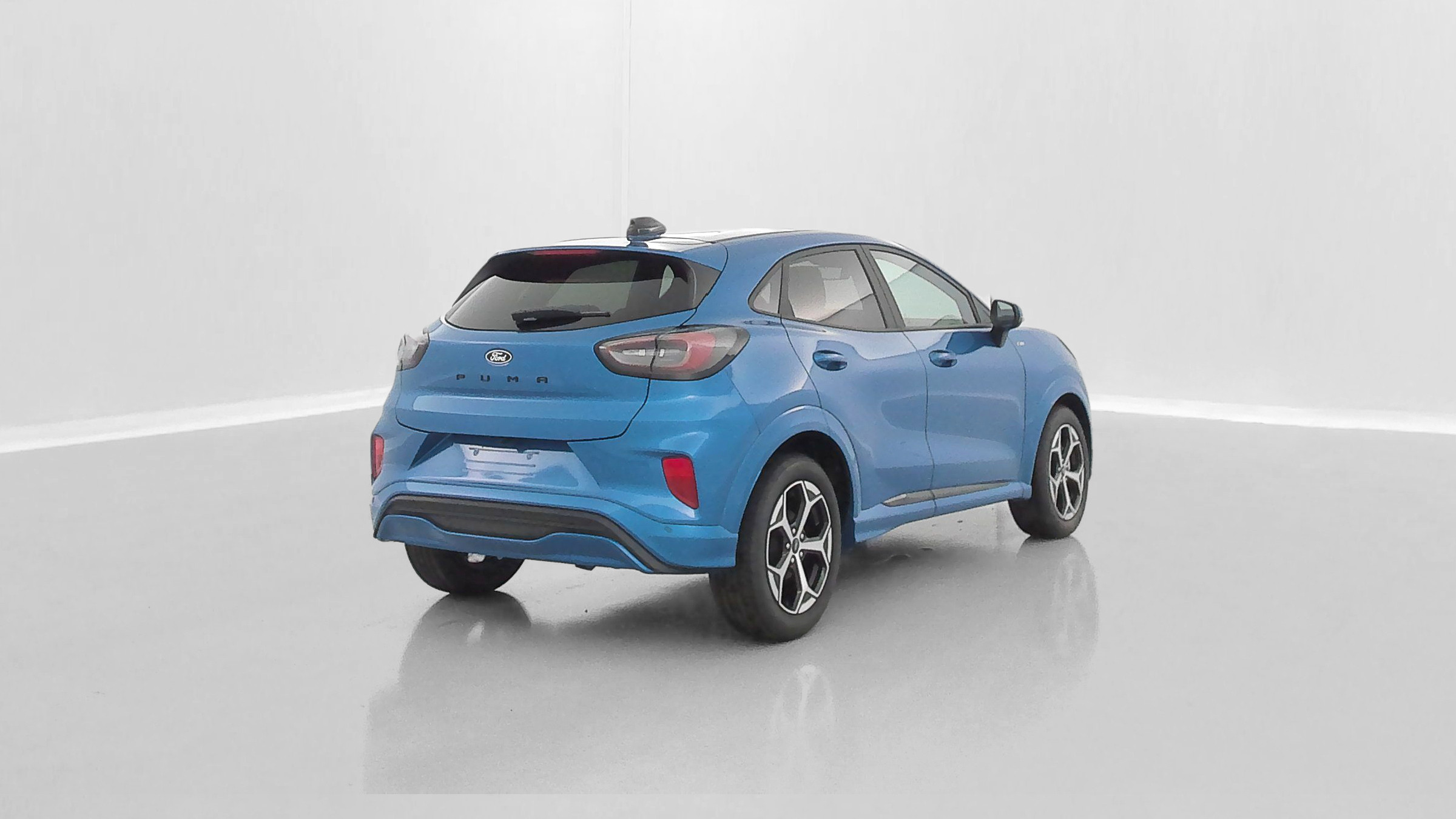 Vente en ligne Ford Puma PUMA 1.0 EcoBoost 125ch mHEV Powershift ST-Line au prix de 24 700 €