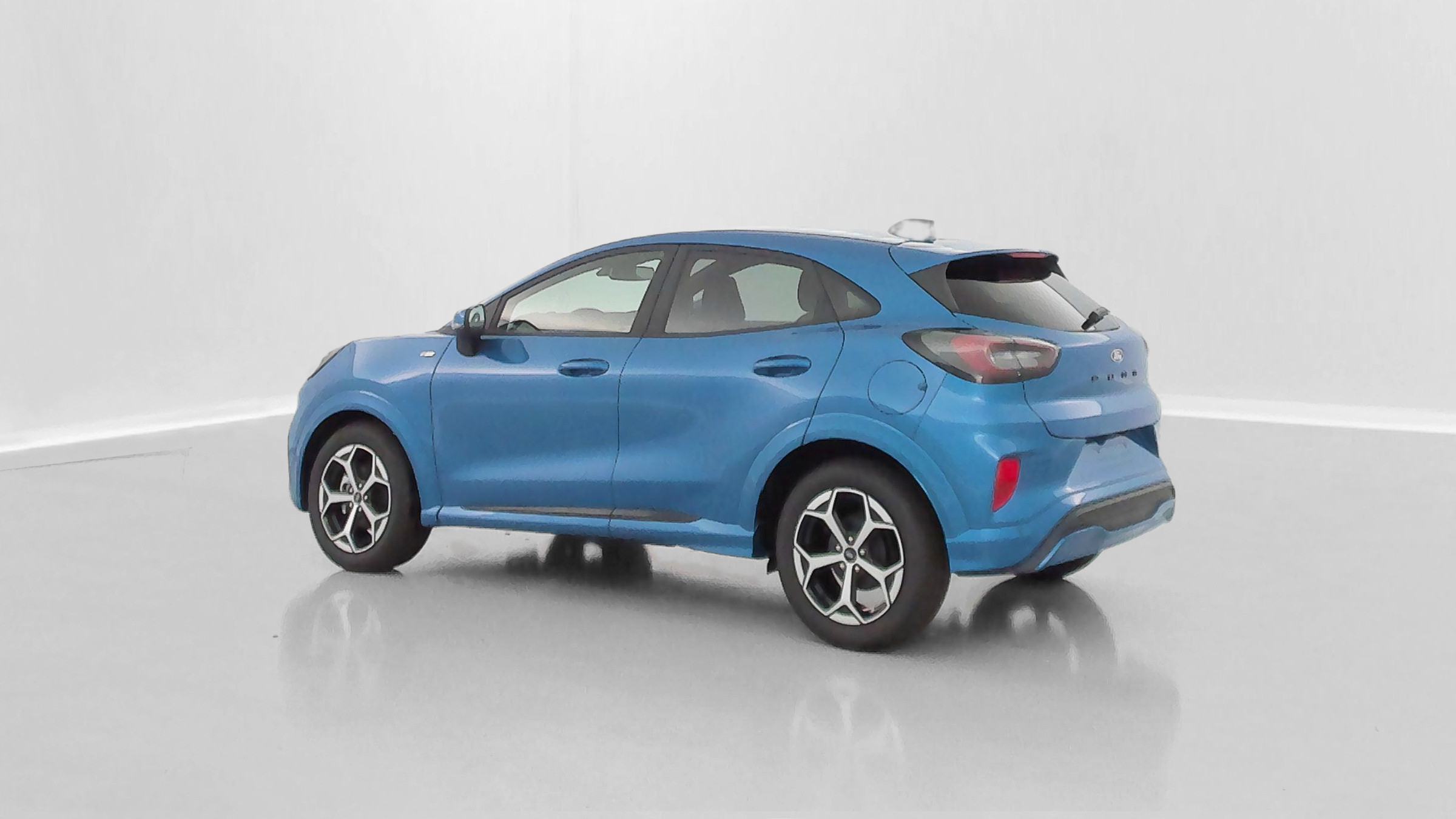 Vente en ligne Ford Puma PUMA 1.0 EcoBoost 125ch mHEV Powershift ST-Line au prix de 24 700 €