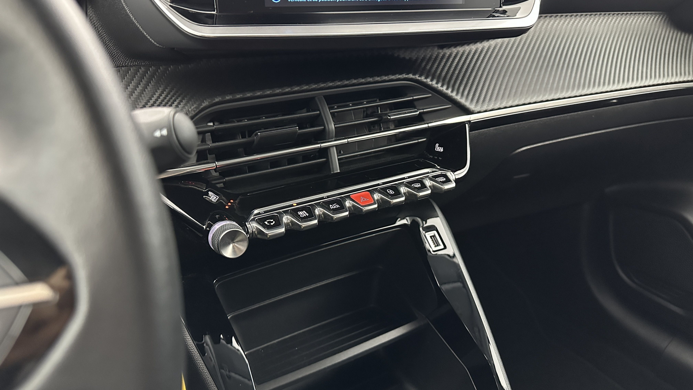 Vente en ligne Peugeot 208 208 II 1.2 PureTech 75ch Active Pack au prix de 15 500 €