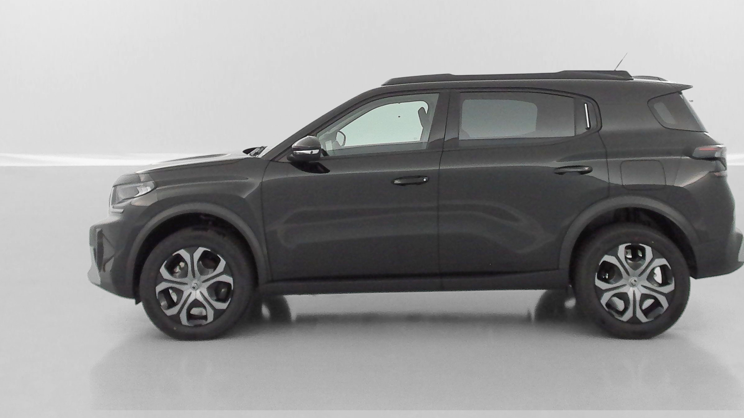 Vente en ligne Citroën C3 Aircross C3 AIRCROSS 1.2 Hybride 145ch Plus e-DCS6 au prix de 23 710 €
