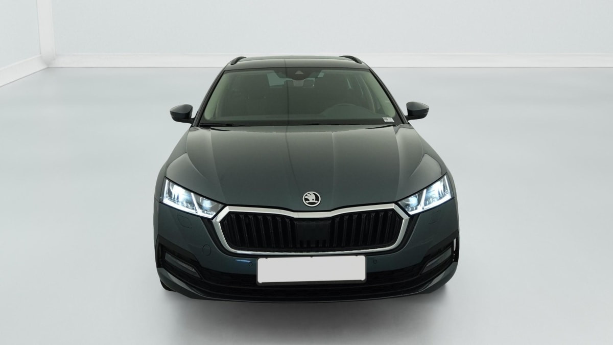 Vente en ligne Skoda Octavia Combi 2.0 TDI 116 ch Ambition au prix de 22 330 €