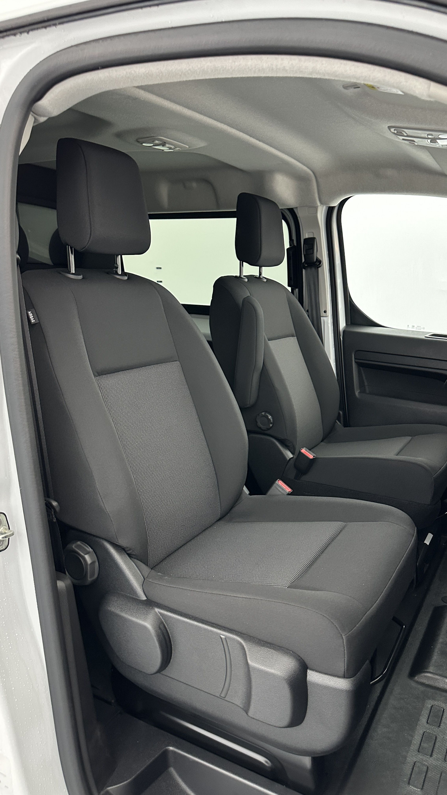 Vente en ligne Fiat Scudo SCUDO CA M 2.0 BlueHDi 180ch Pack Premium Connect EAT8 au prix de 37 160 €