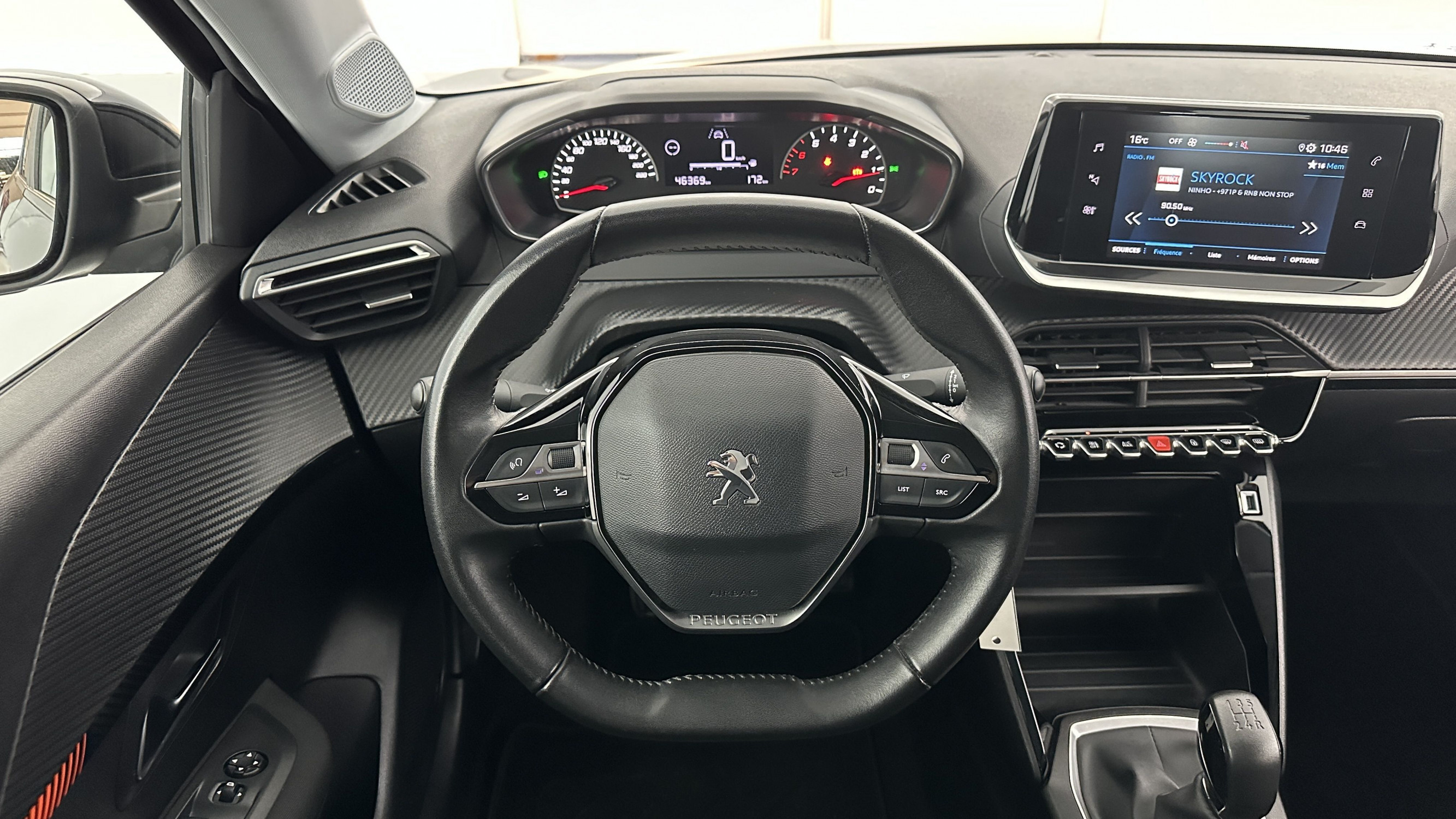Vente en ligne Peugeot 208 208 II 1.2 PureTech 75ch Active au prix de 15 500 €