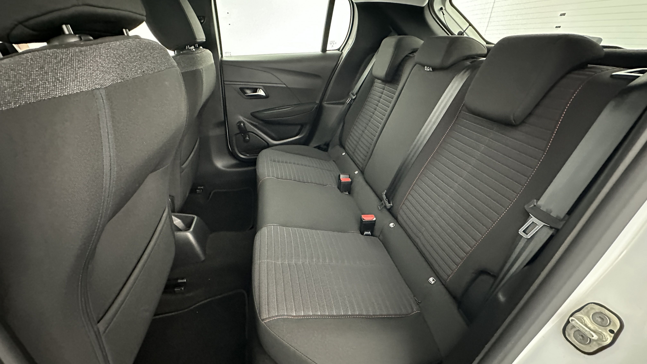 Vente en ligne Peugeot 208 208 II 1.2 PureTech 75ch Active au prix de 15 500 €