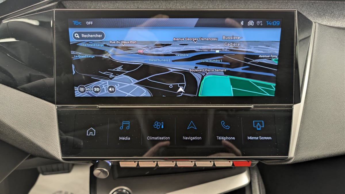 Vente en ligne Peugeot 308 Hybrid 145 e-DCS6 Allure au prix de 23 980 €