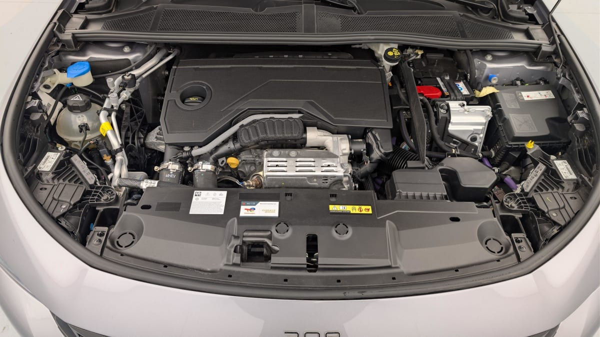 Vente en ligne Peugeot 308 Hybrid 145 e-DCS6 Allure au prix de 23 980 €