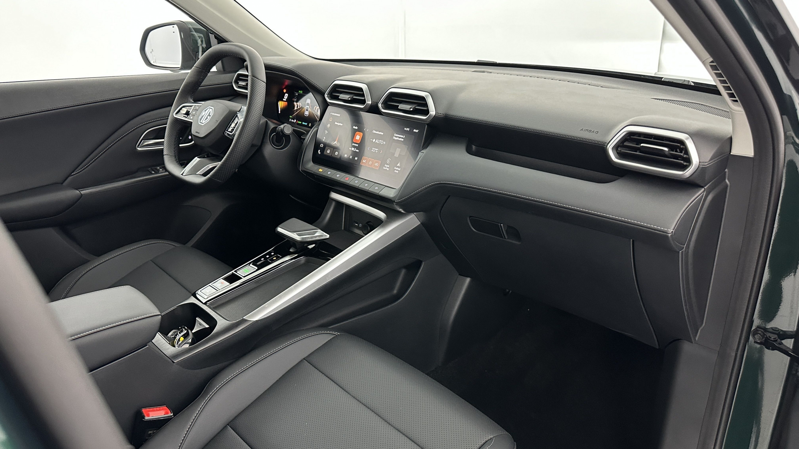 Vente en ligne Mg ZS ZS 1.5 L Hybrid+ 197ch Luxury au prix de 25 400 €