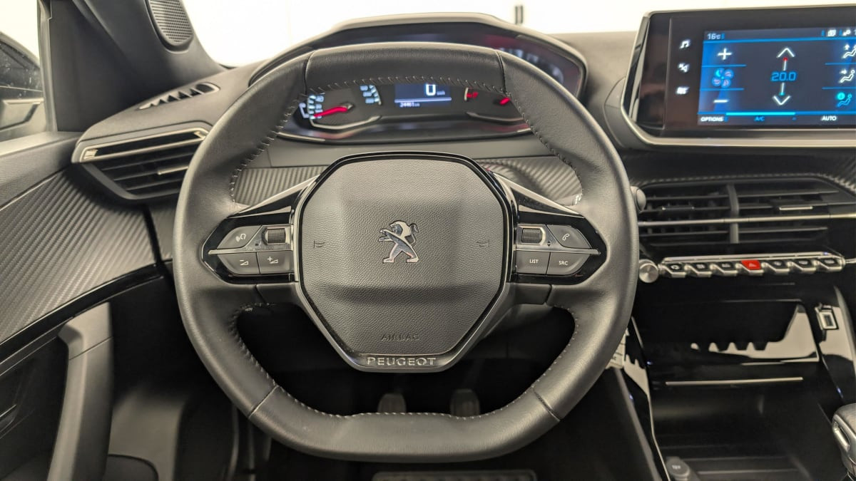 Vente en ligne Peugeot 2008 PureTech 130 S S BVM6 Allure au prix de 17 180 €